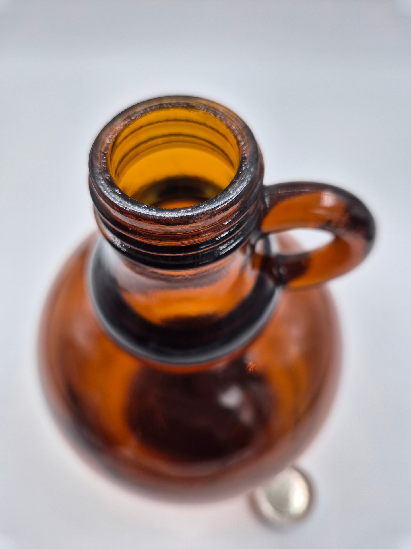 Vintage Apothecary Bottle “Spir. Menthol 2%” – Amber Glass Pharmacy Bottle with Handle – 27 cm