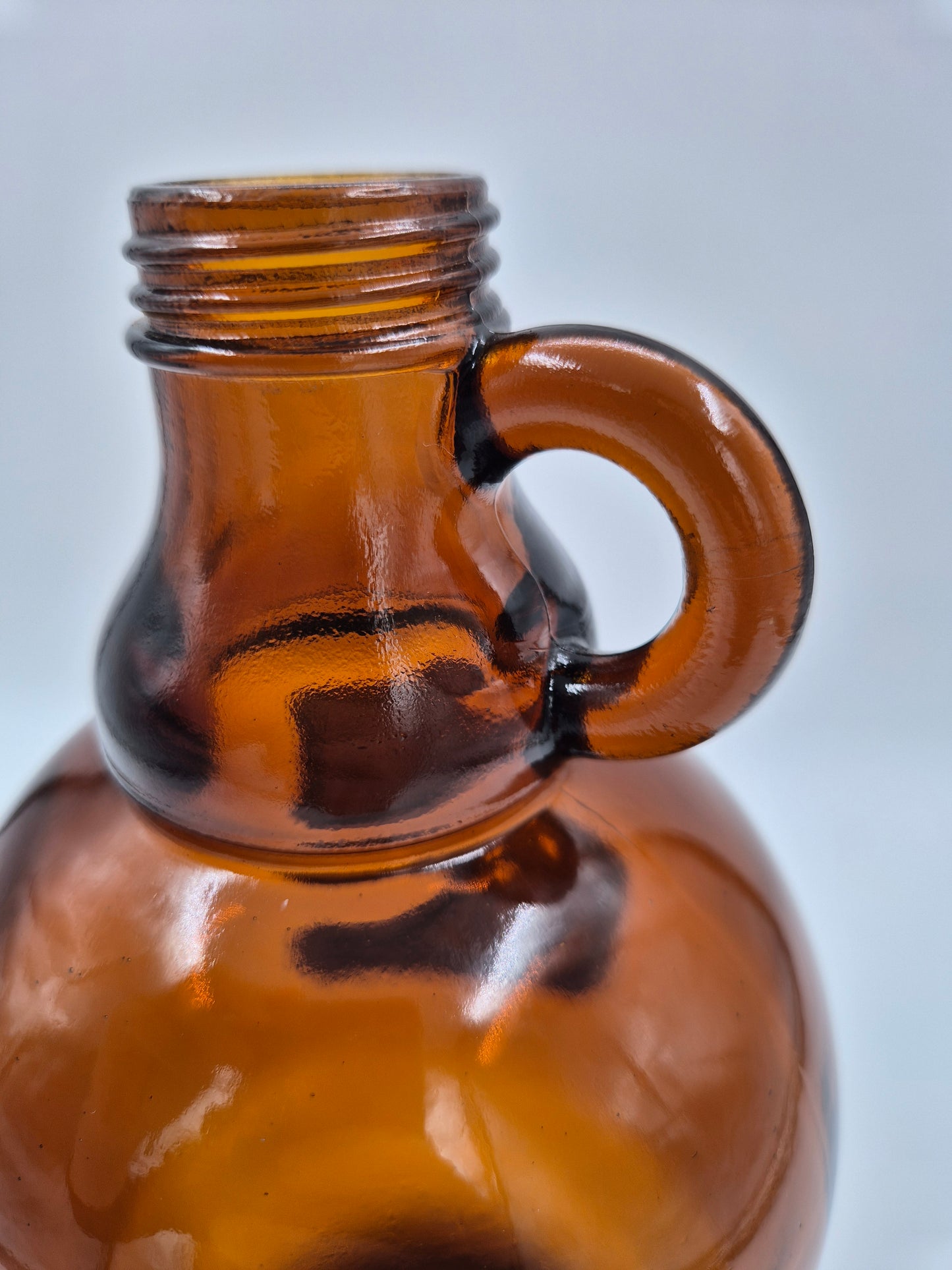 Vintage Apothecary Bottle “Spir. Menthol 2%” – Amber Glass Pharmacy Bottle with Handle – 27 cm