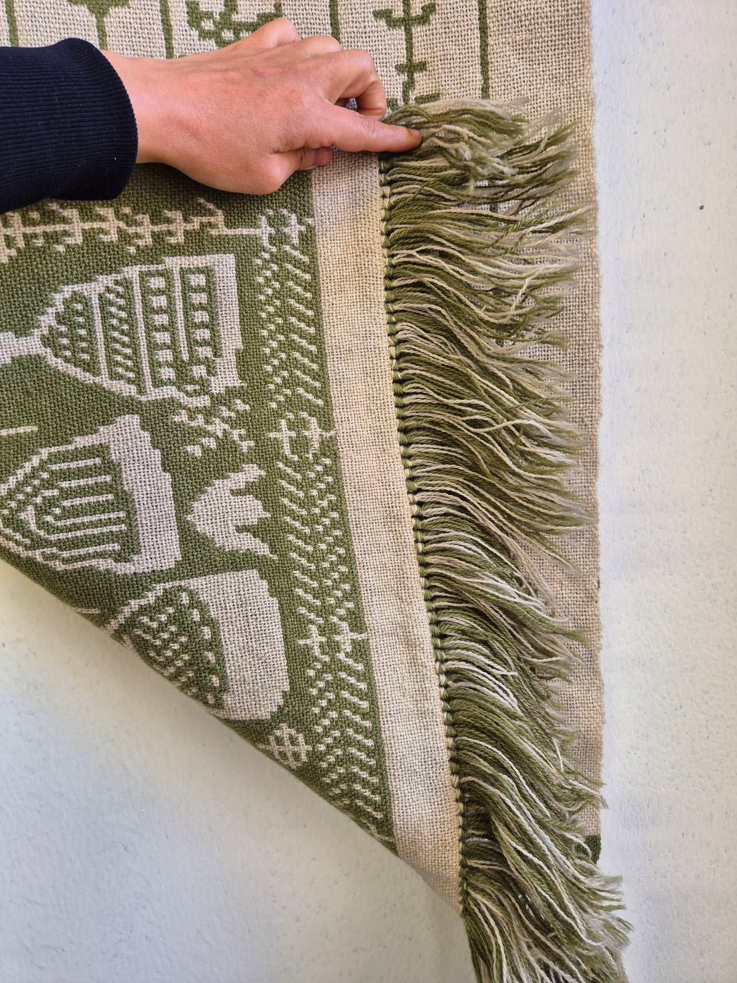 Elonkorjuu — Vintage Finnish Folk Art Wall Hanging by Laura Korpikaivo-Tamminen, 63 x 110 cm