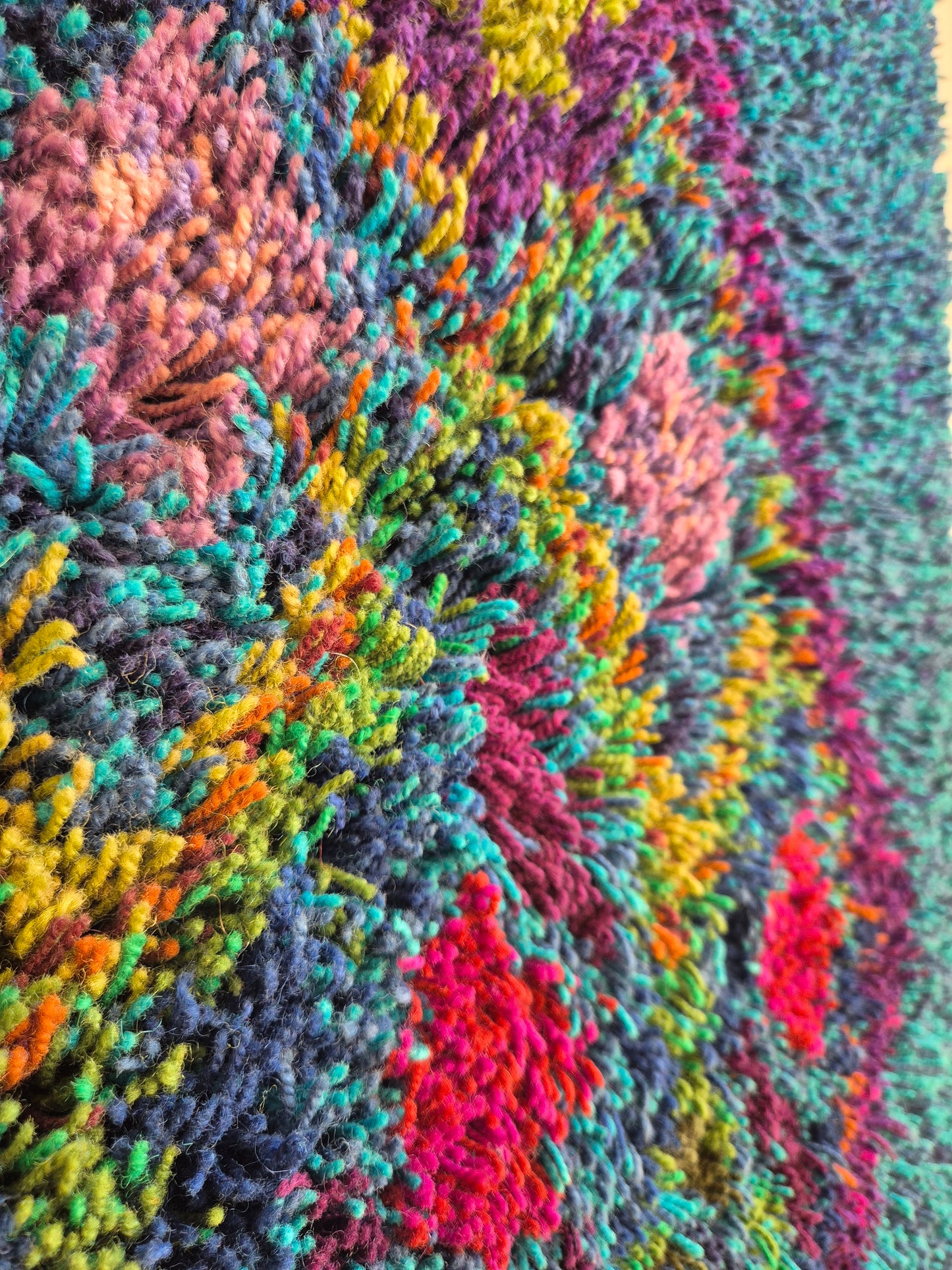 Vintage Scandinavian Ryijy Rya Wall Rug Wool Handmade - 105 x 160 cm
