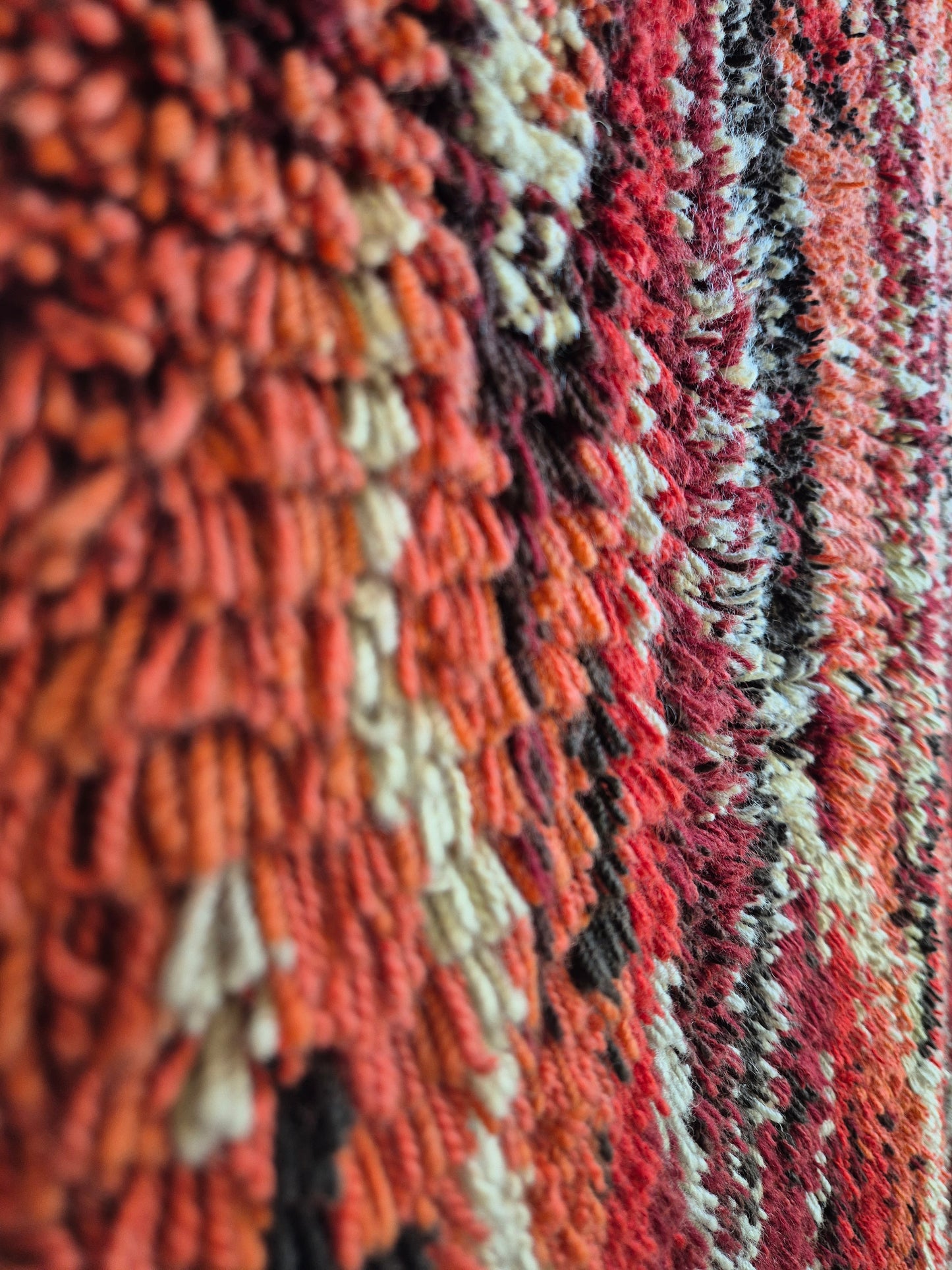 Vintage Finnish Wall Rya Rug 114 x 180 cm – Orange & Burgundy
