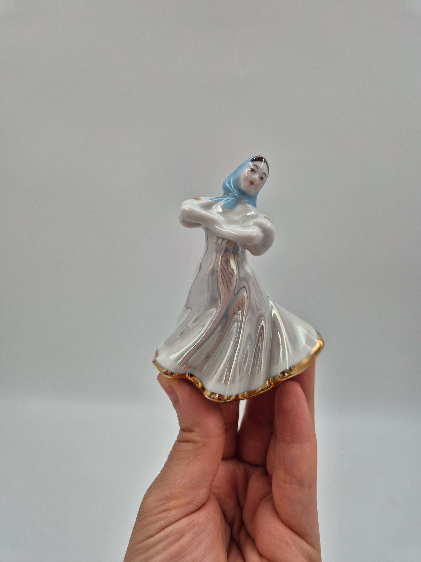 Vintage Dulevo Dancer Figurine