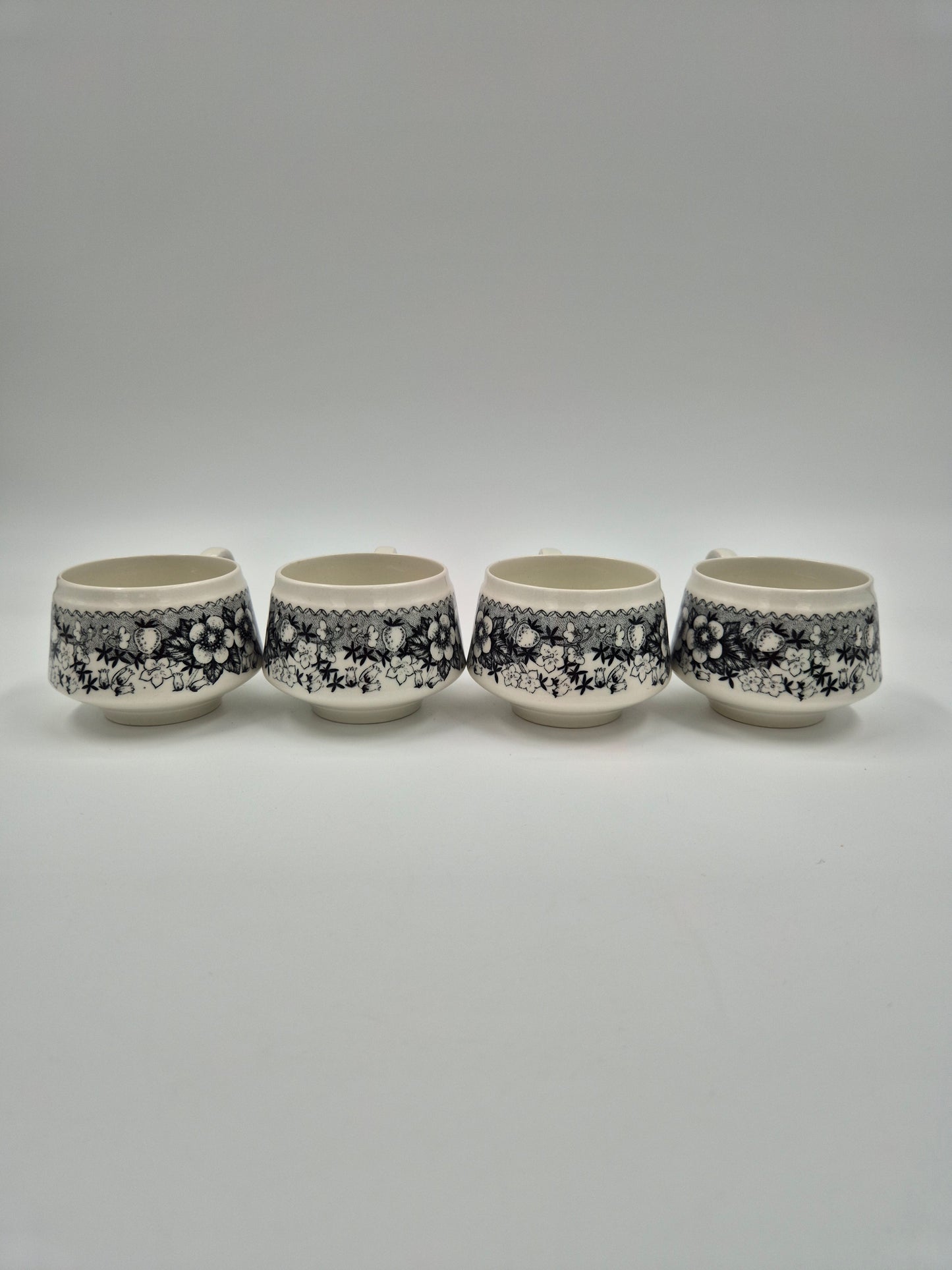 Set of 4 vintage Arabia Finland Talvikki Espresso Cup & Saucer – Finnish Floral Ceramic