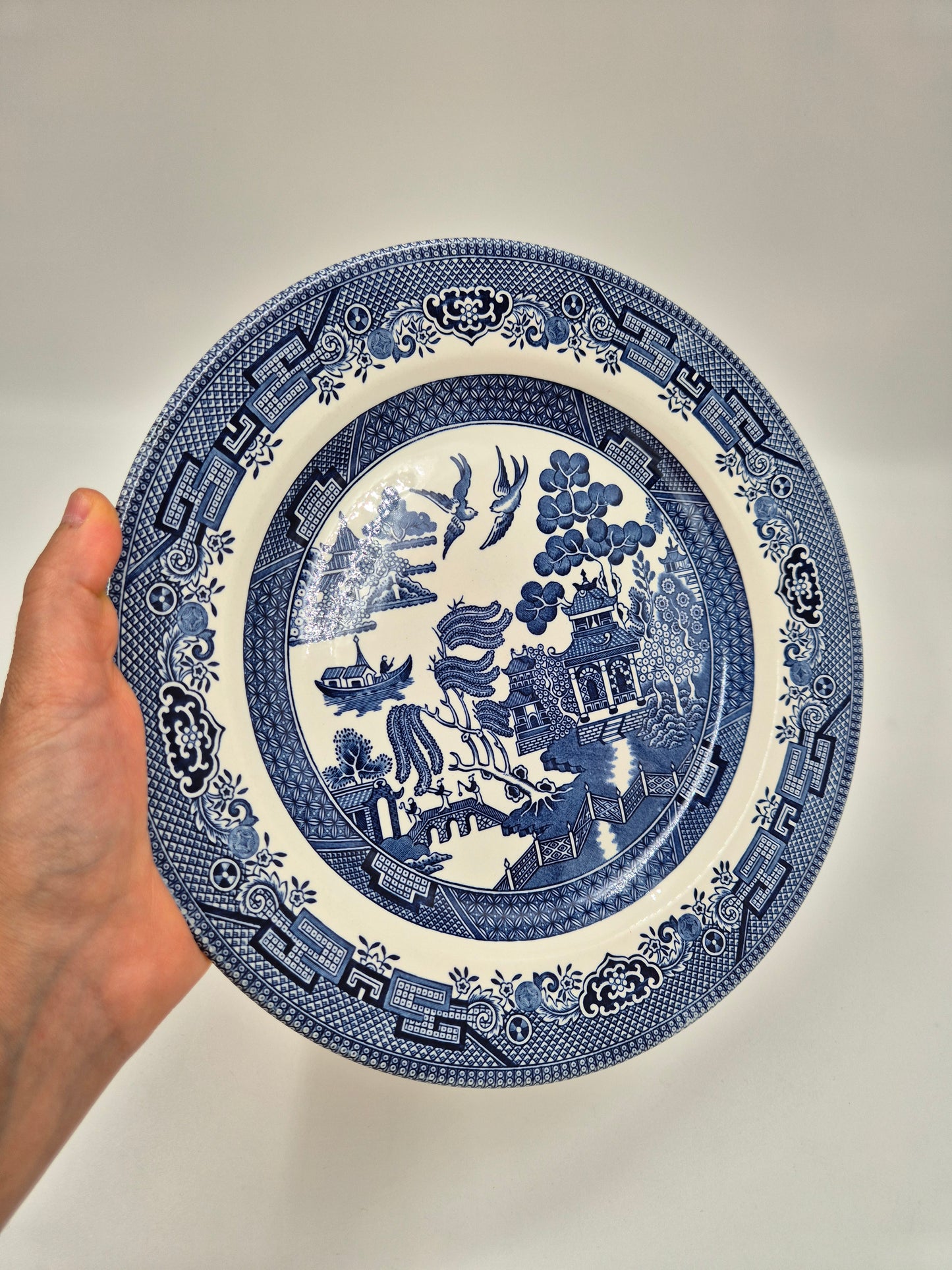 Vintage Blue Willow Dinner Plates by Churchill England, Set of 8