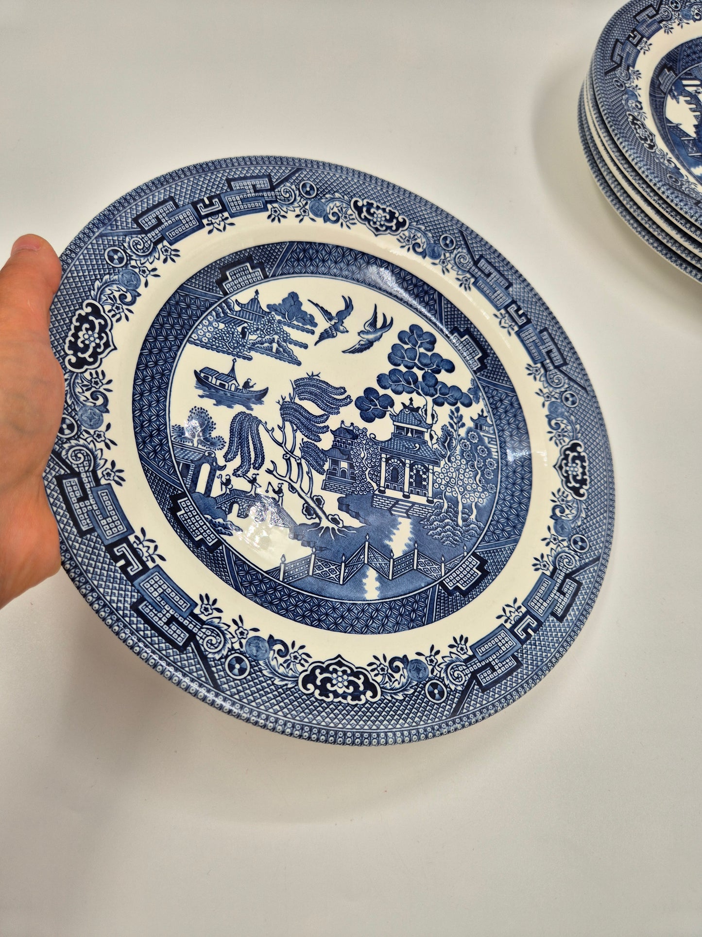 Vintage Blue Willow Dinner Plates by Churchill England, Set of 8