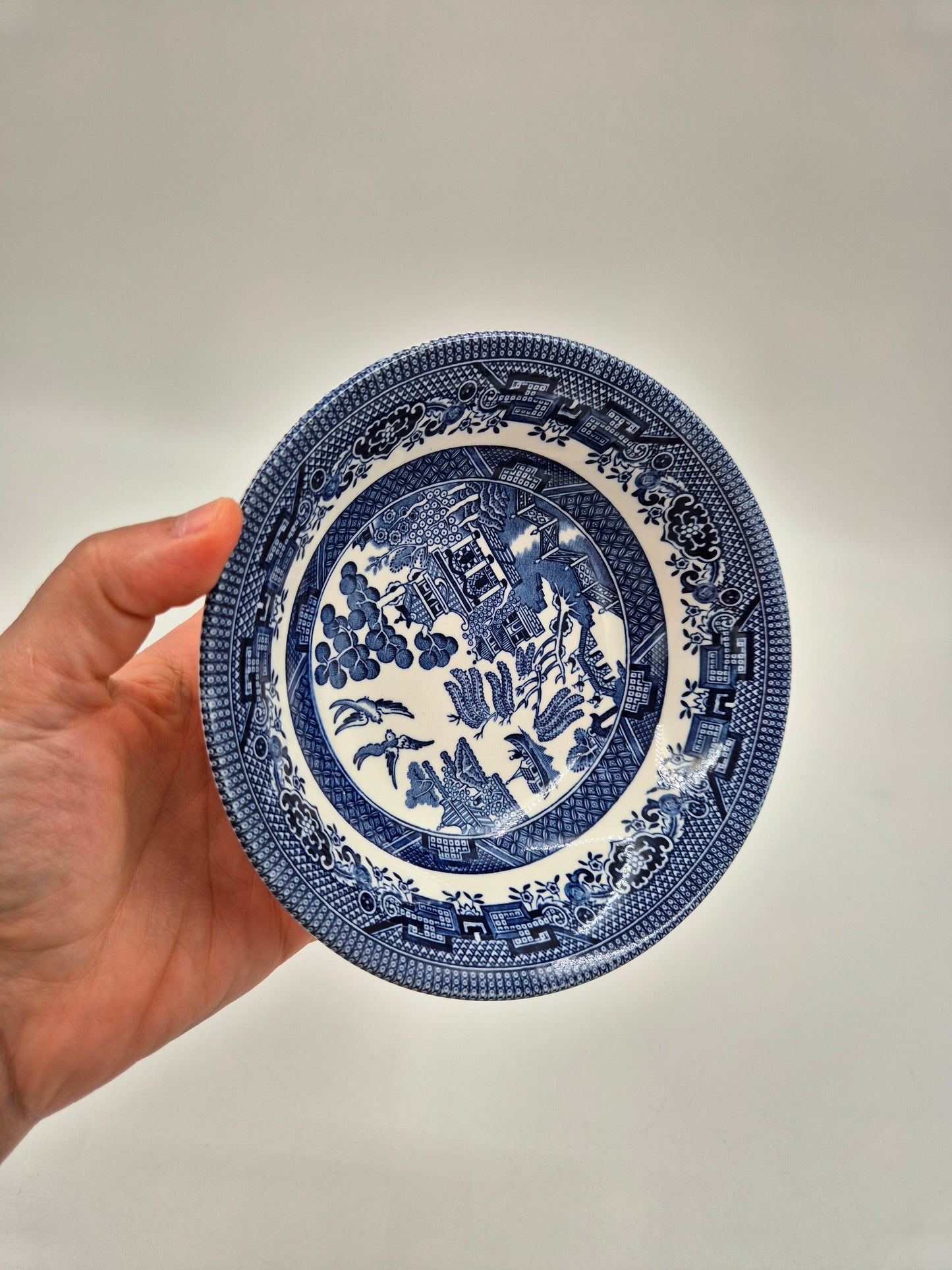 Set of 8 Vintage Churchill England Blue Willow Dessert Bowls | Blue & White English Transferware