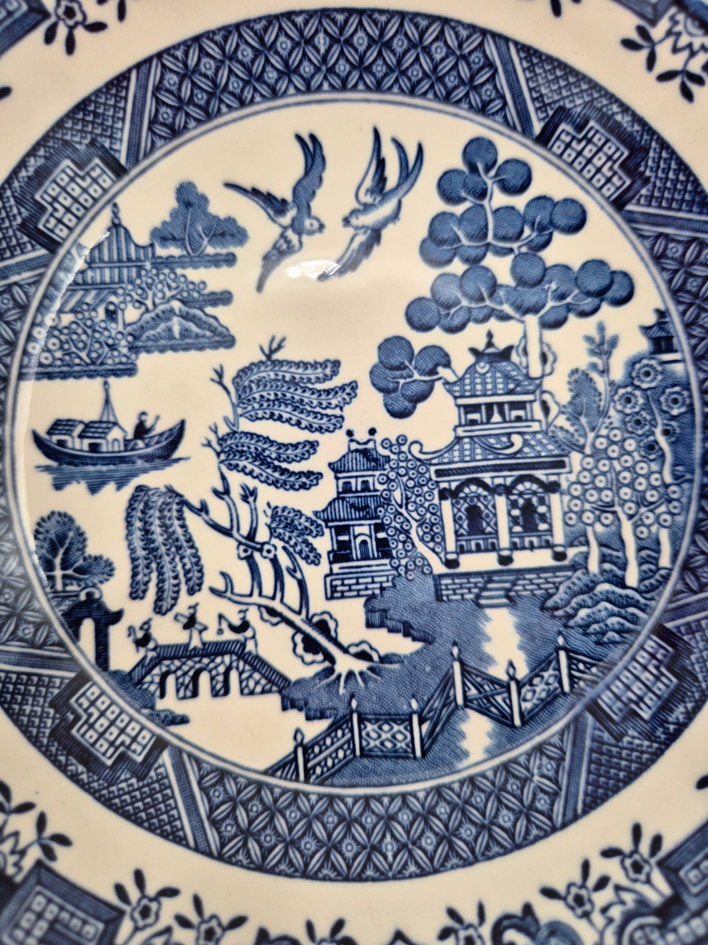 Set of 8 Vintage Churchill England Blue Willow Dessert Bowls | Blue & White English Transferware