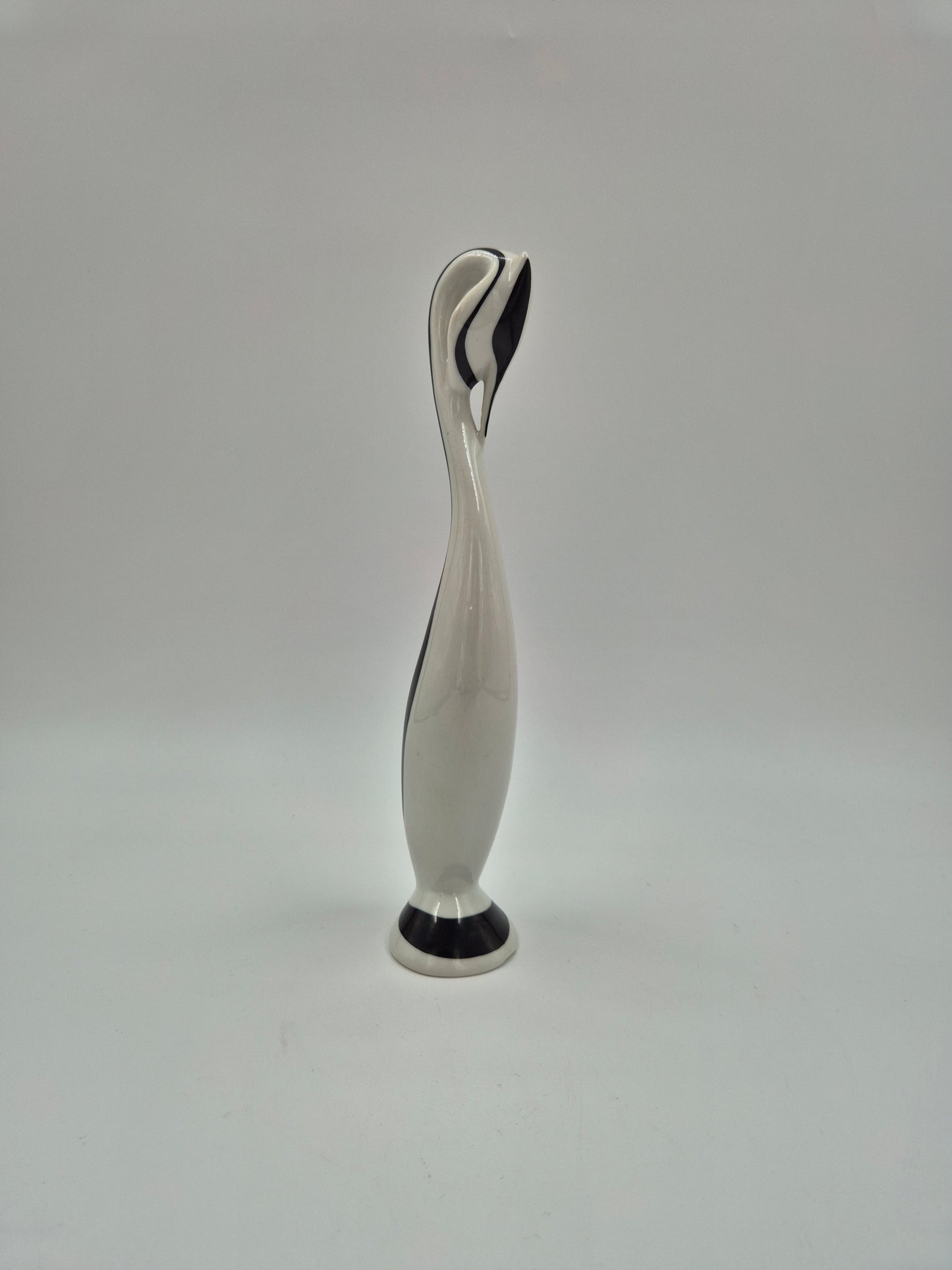 Mieczysław Naruszewicz "Uikku" Porcelain Bird Figurine for Wawel | Hand Painted Polish Mid-Century Sculpture | 28 cm Vintage Art Object