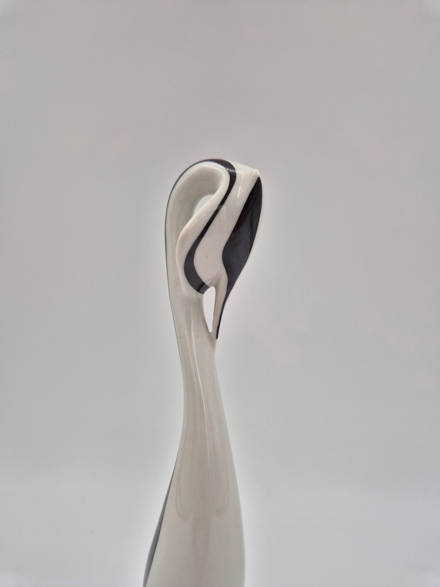 Mieczysław Naruszewicz "Uikku" Porcelain Bird Figurine for Wawel | Hand Painted Polish Mid-Century Sculpture | 28 cm Vintage Art Object