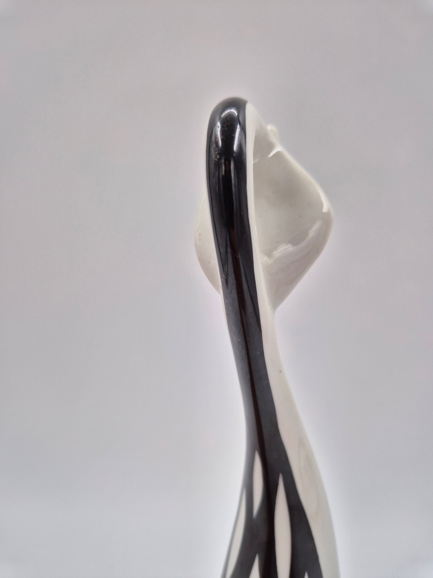 Mieczysław Naruszewicz "Uikku" Porcelain Bird Figurine for Wawel | Hand Painted Polish Mid-Century Sculpture | 28 cm Vintage Art Object