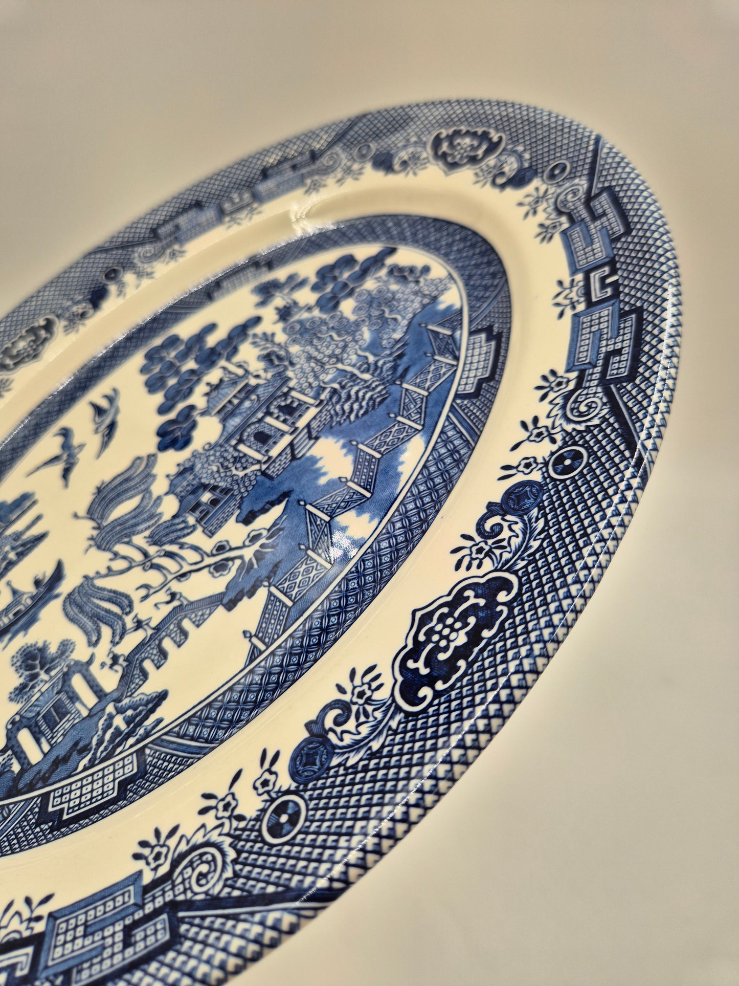 Churchill Willow Blue Oval Serving Platter – 25 x 21 cm – Made in England