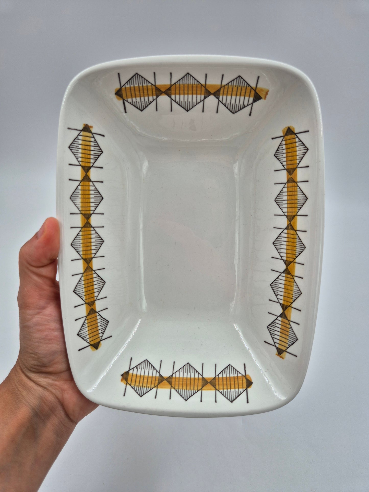 Pair of Rörstrand City Serving Dishes by Olle Alberius – Vintage Swedish Porcelain Bowls 15.5 × 21 cm