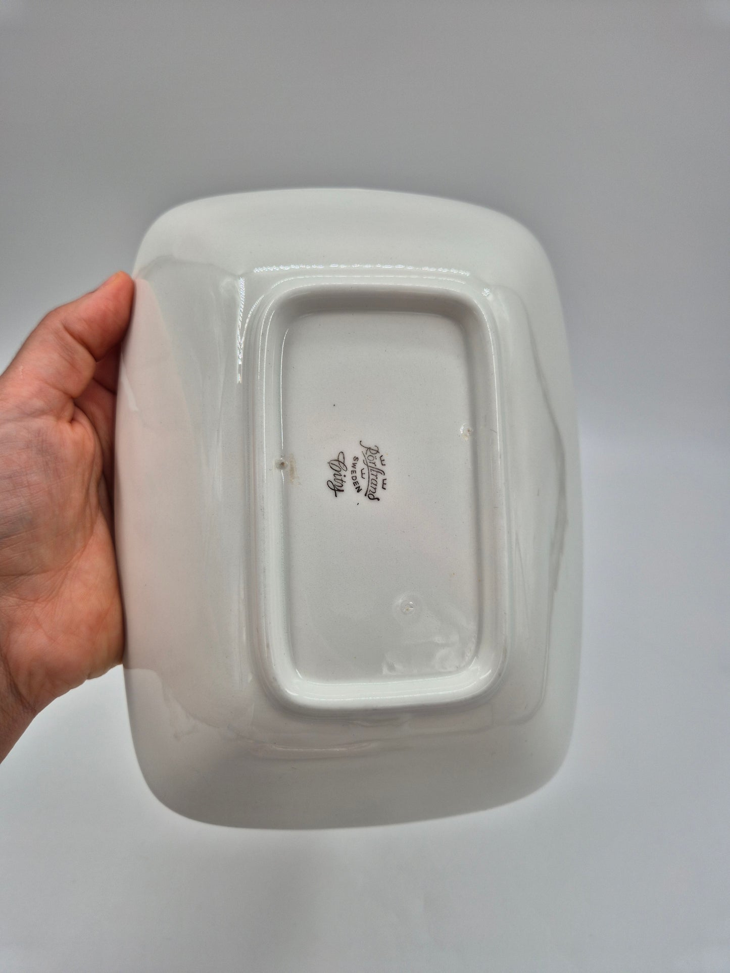 Pair of Rörstrand City Serving Dishes by Olle Alberius – Vintage Swedish Porcelain Bowls 15.5 × 21 cm