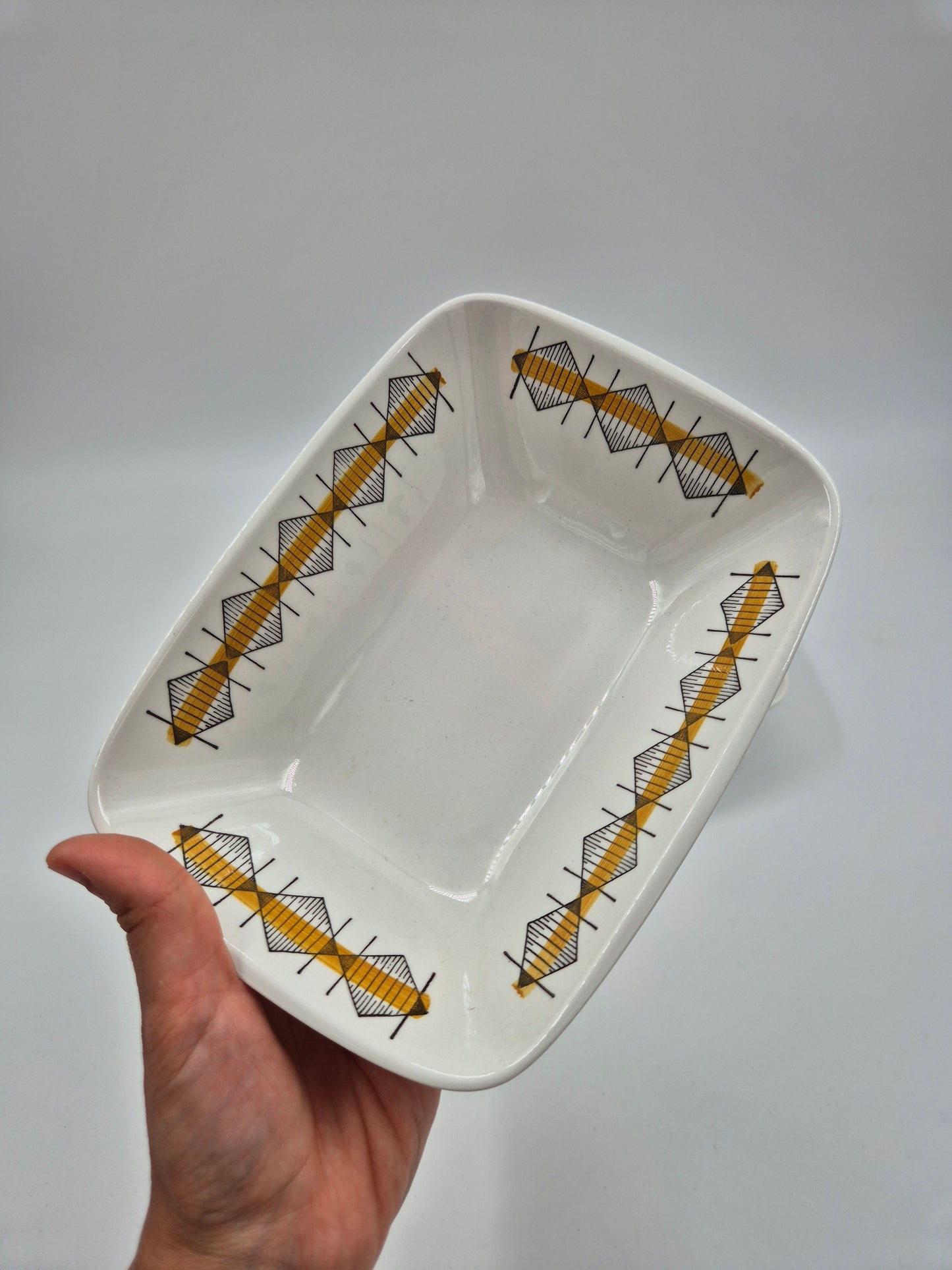 Pair of Rörstrand City Serving Dishes by Olle Alberius – Vintage Swedish Porcelain Bowls 15.5 × 21 cm