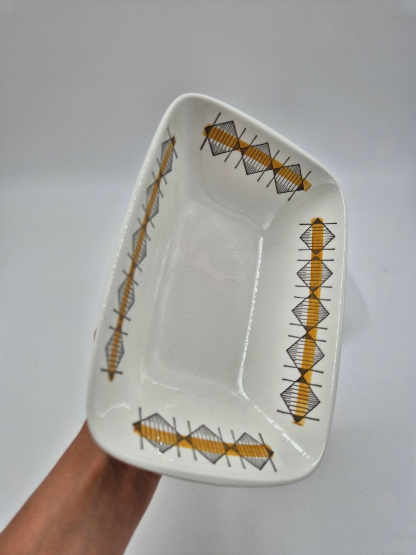 Pair of Rörstrand City Serving Dishes by Olle Alberius – Vintage Swedish Porcelain Bowls 15.5 × 21 cm