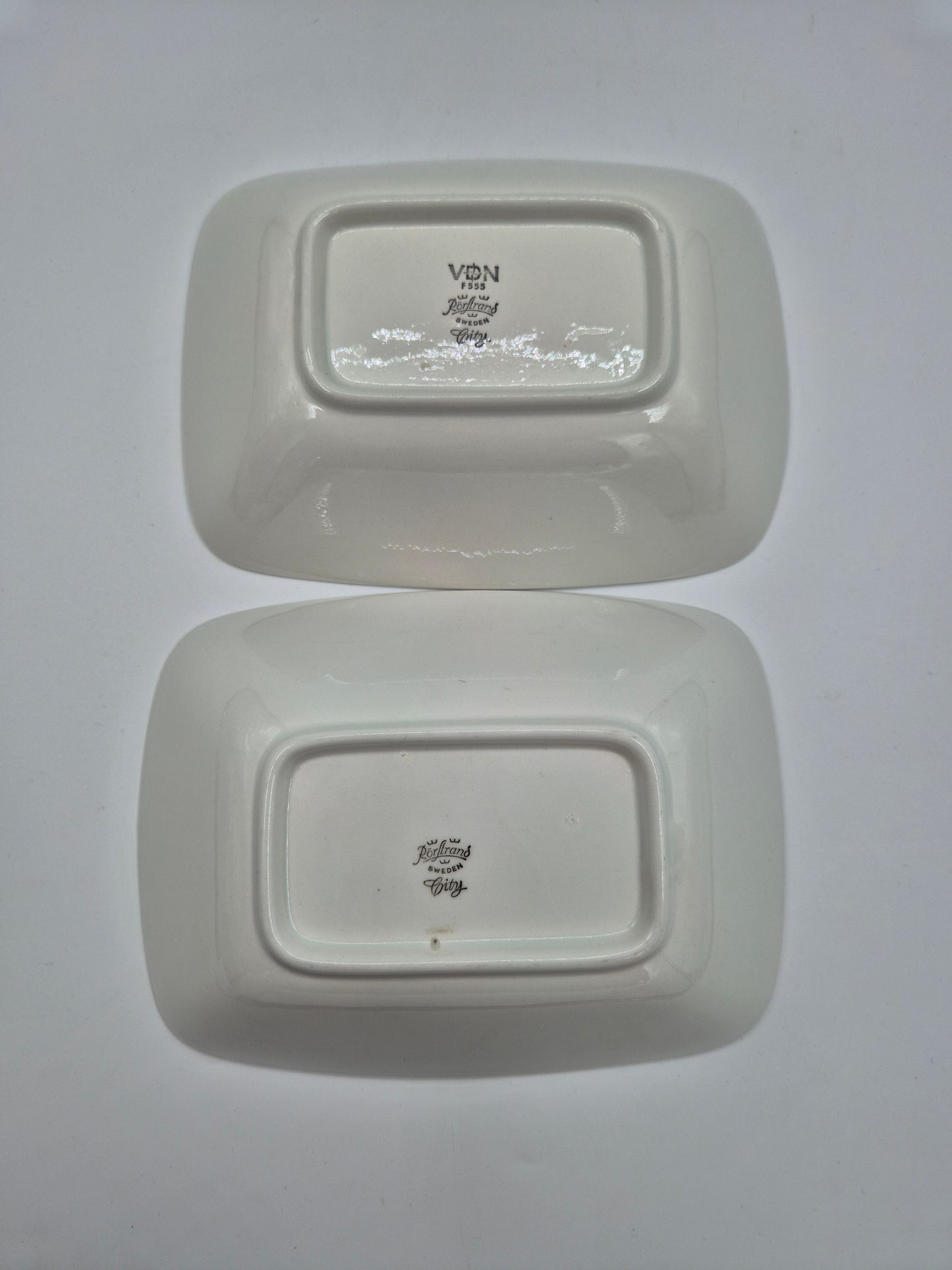 Pair of Rörstrand City Serving Dishes by Olle Alberius – Vintage Swedish Porcelain Bowls 15.5 × 21 cm