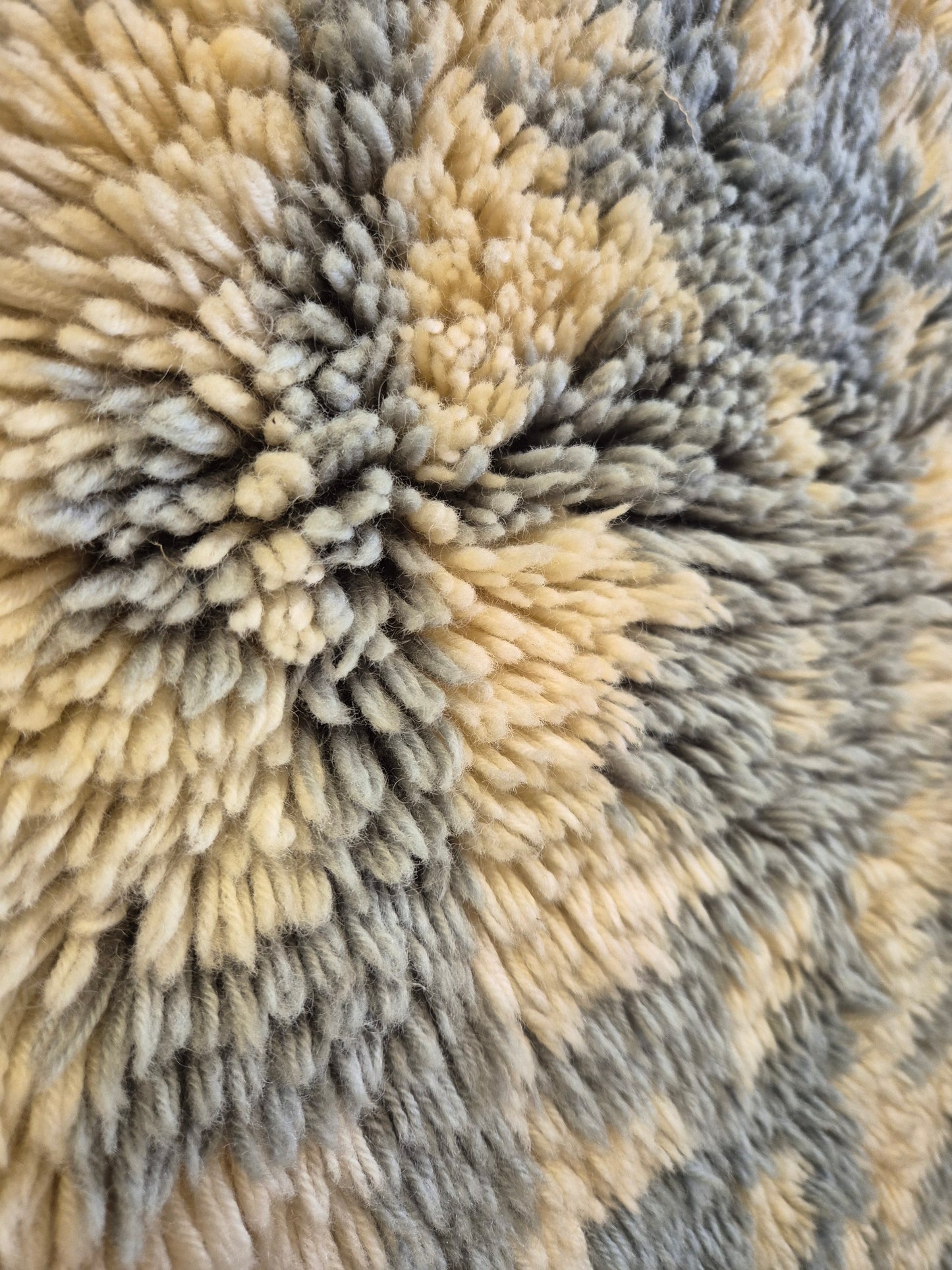 Wall Rug , Kirsti Ilvessalo "Linnunrata"  | Finnish Mid Century Wall Hanging | Scandinavian Wool Textile Art | 90 x 135 cm