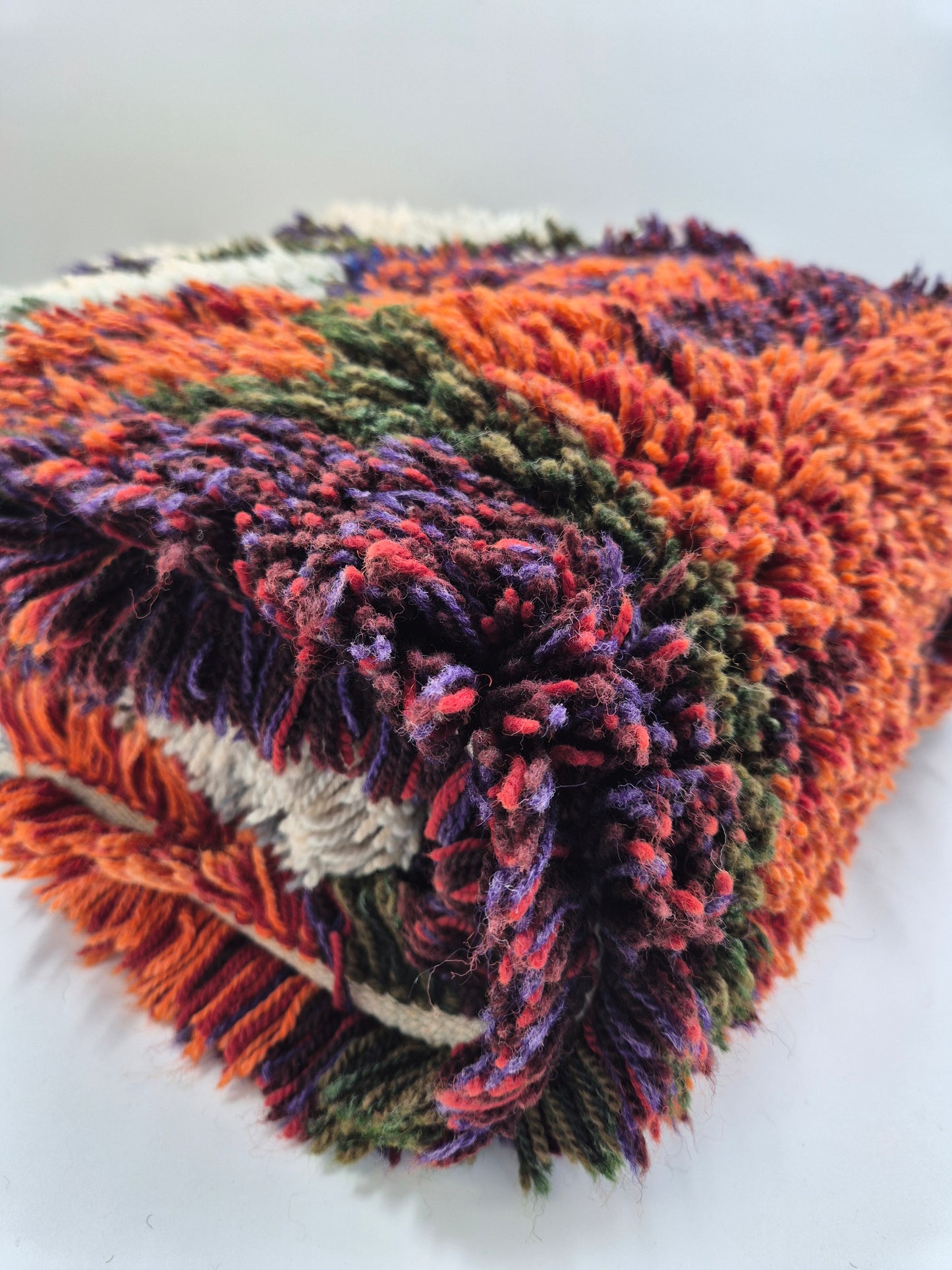 Tuula Saarenpää "Kuunkivet" Finnish Ryijy Wall Hanging – Vintage Scandinavian Wool Textile – 105 x 160 cm