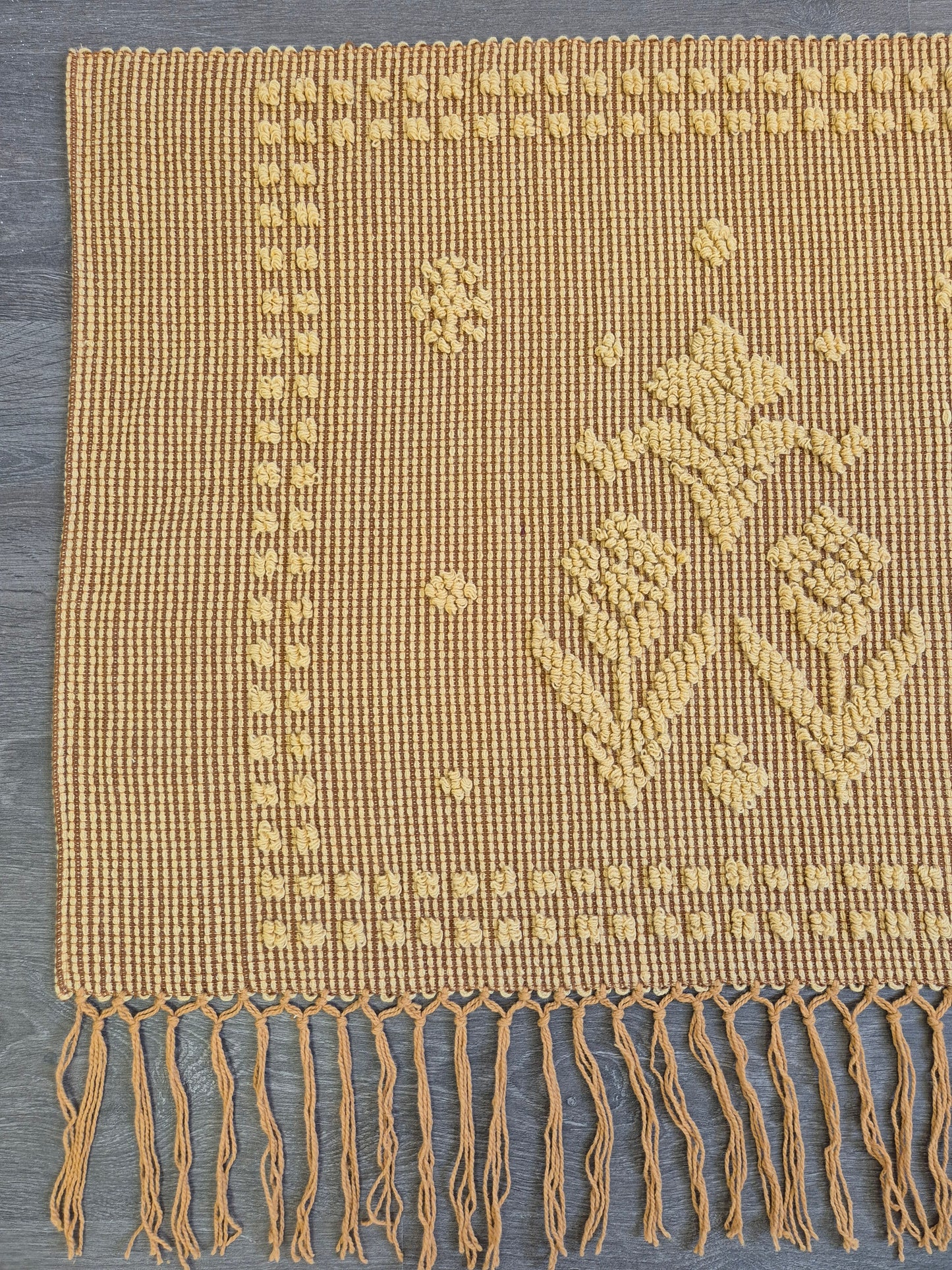 Vintage Finnish Woven Wall Hanging Rug – Traditional Ryijy Style Textile with Floral Motif, 147 x 79 cm