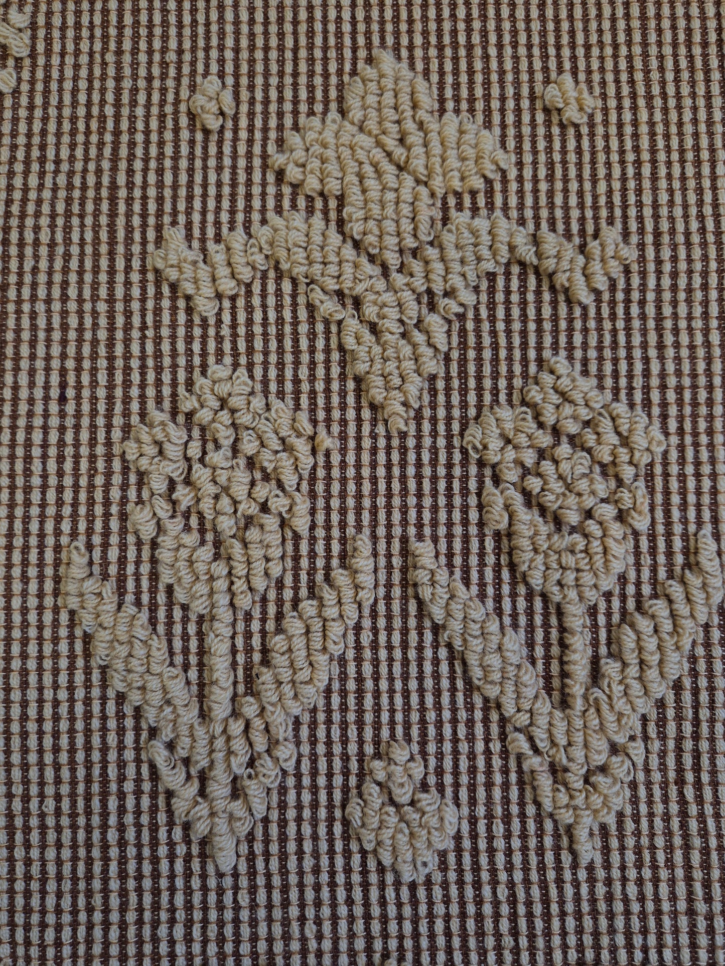 Vintage Finnish Woven Wall Hanging Rug – Traditional Ryijy Style Textile with Floral Motif, 147 x 79 cm