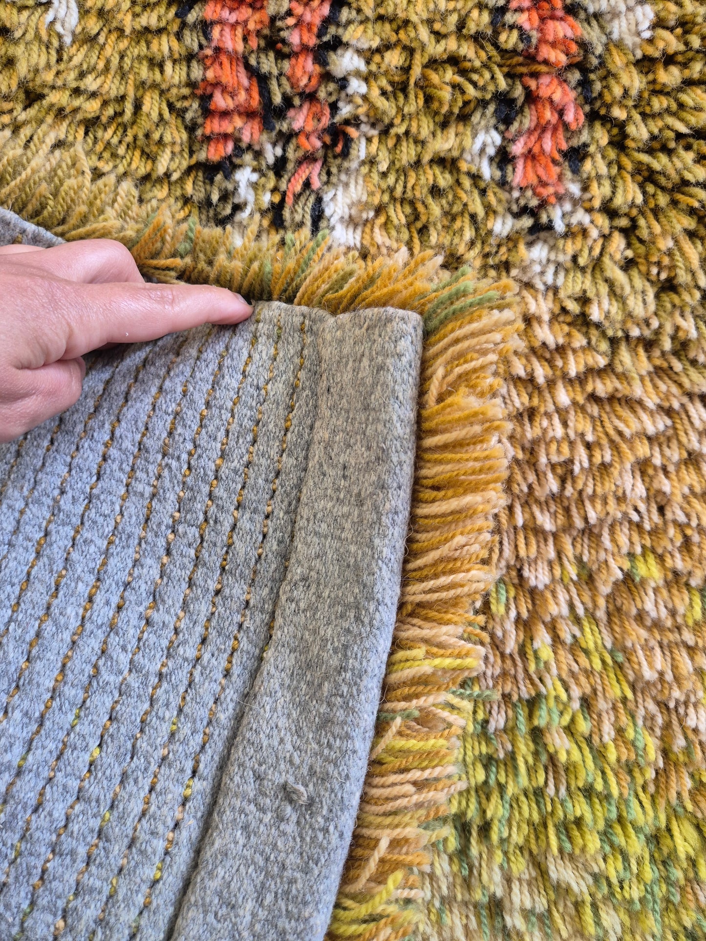 Vintage Finnish Ryijy Wall Hanging 100 x 150 cm | Handmade Wool Tapestry | Abstract Orange & Green Textile Art | Scandinavian Fiber Art