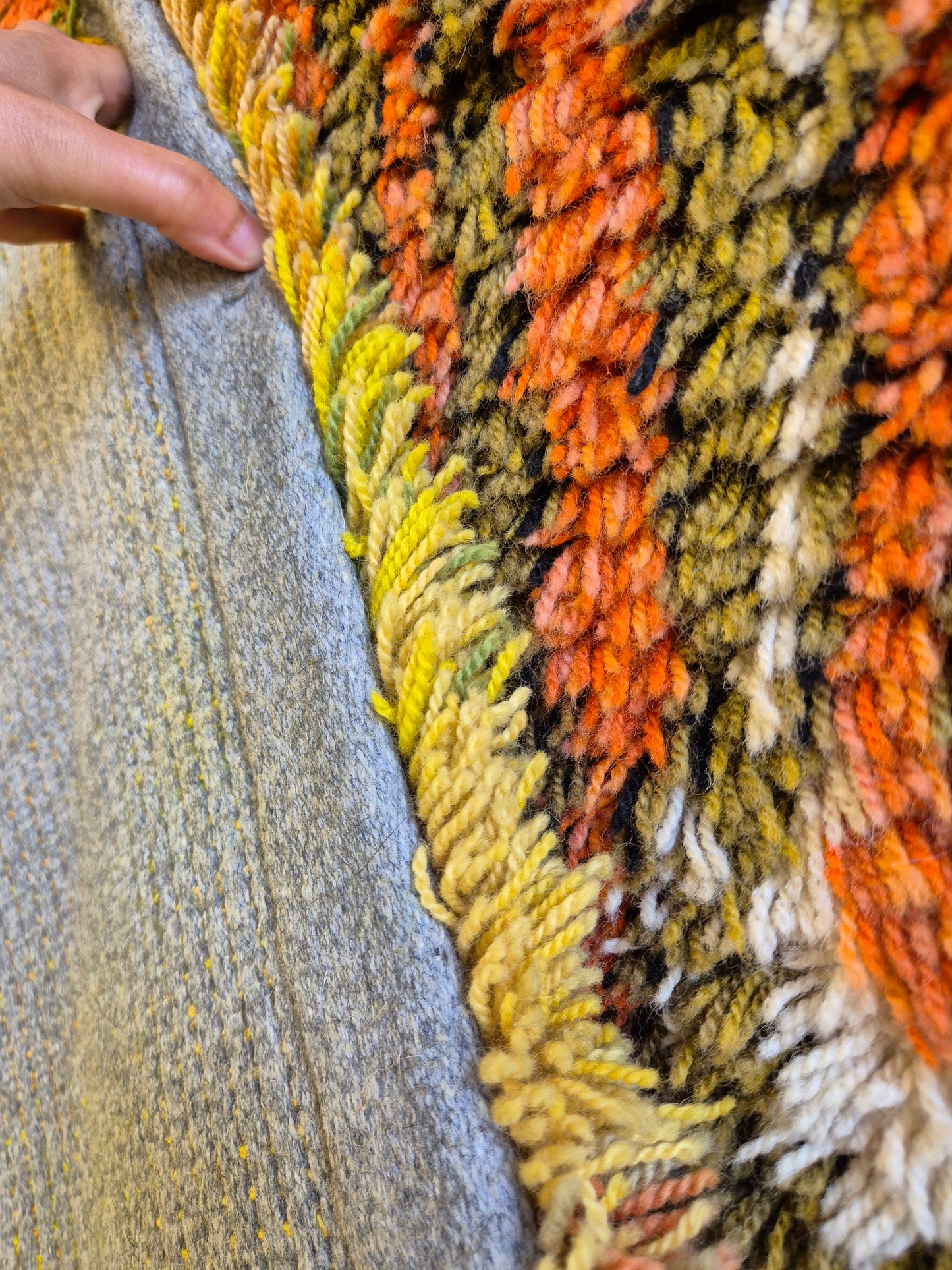 Vintage Finnish Ryijy Wall Hanging 100 x 150 cm | Handmade Wool Tapestry | Abstract Orange & Green Textile Art | Scandinavian Fiber Art