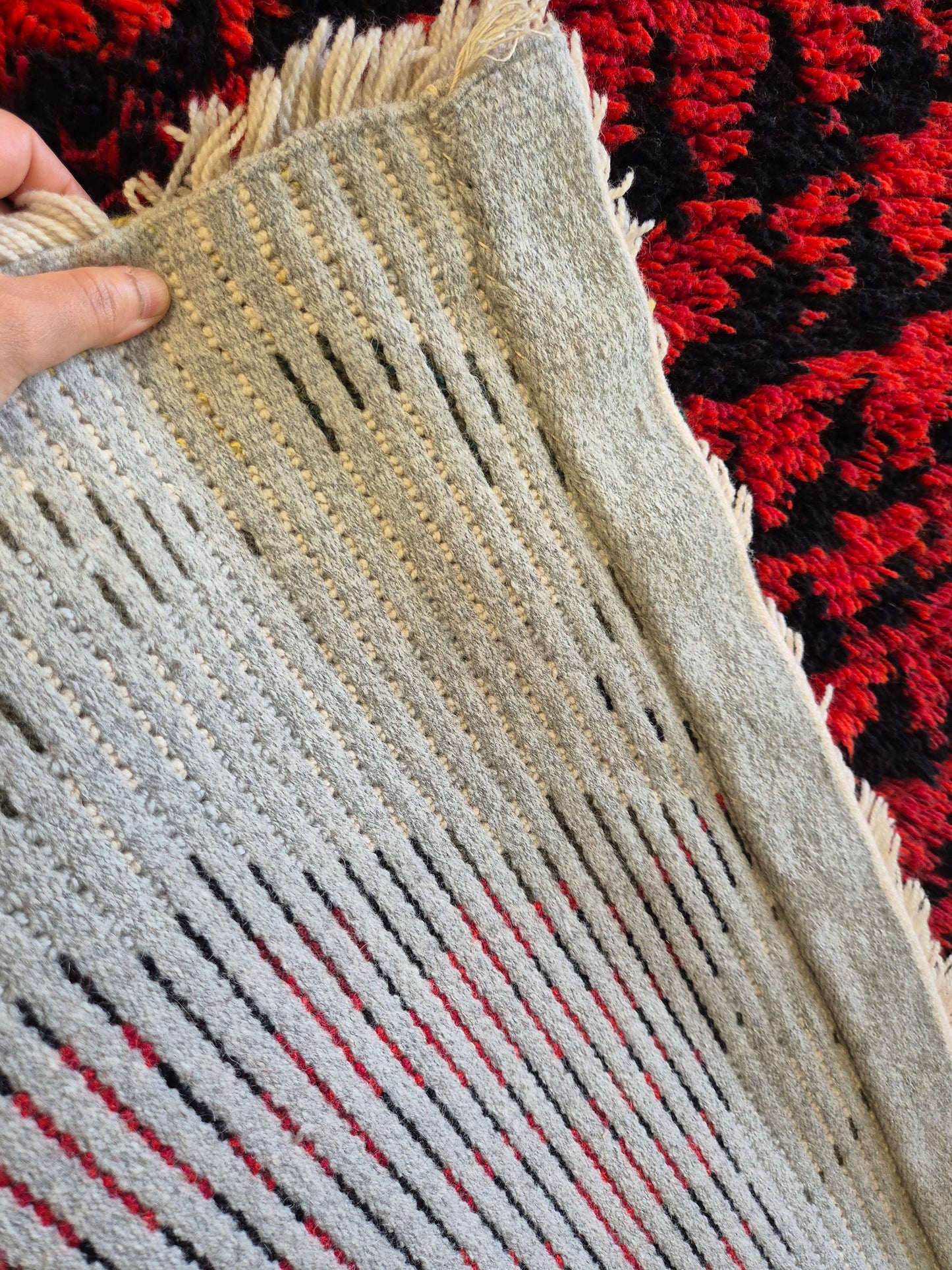 Kirsti Ilvessalo "Metsässä palaa" Ryijy Wall Hanging – Finnish Mid-Century Modern Wool Textile Art