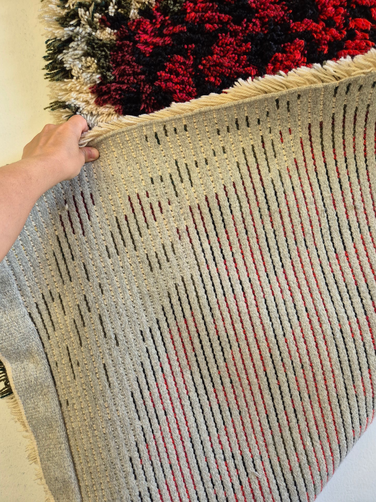 Kirsti Ilvessalo "Metsässä palaa" Ryijy Wall Hanging – Finnish Mid-Century Modern Wool Textile Art