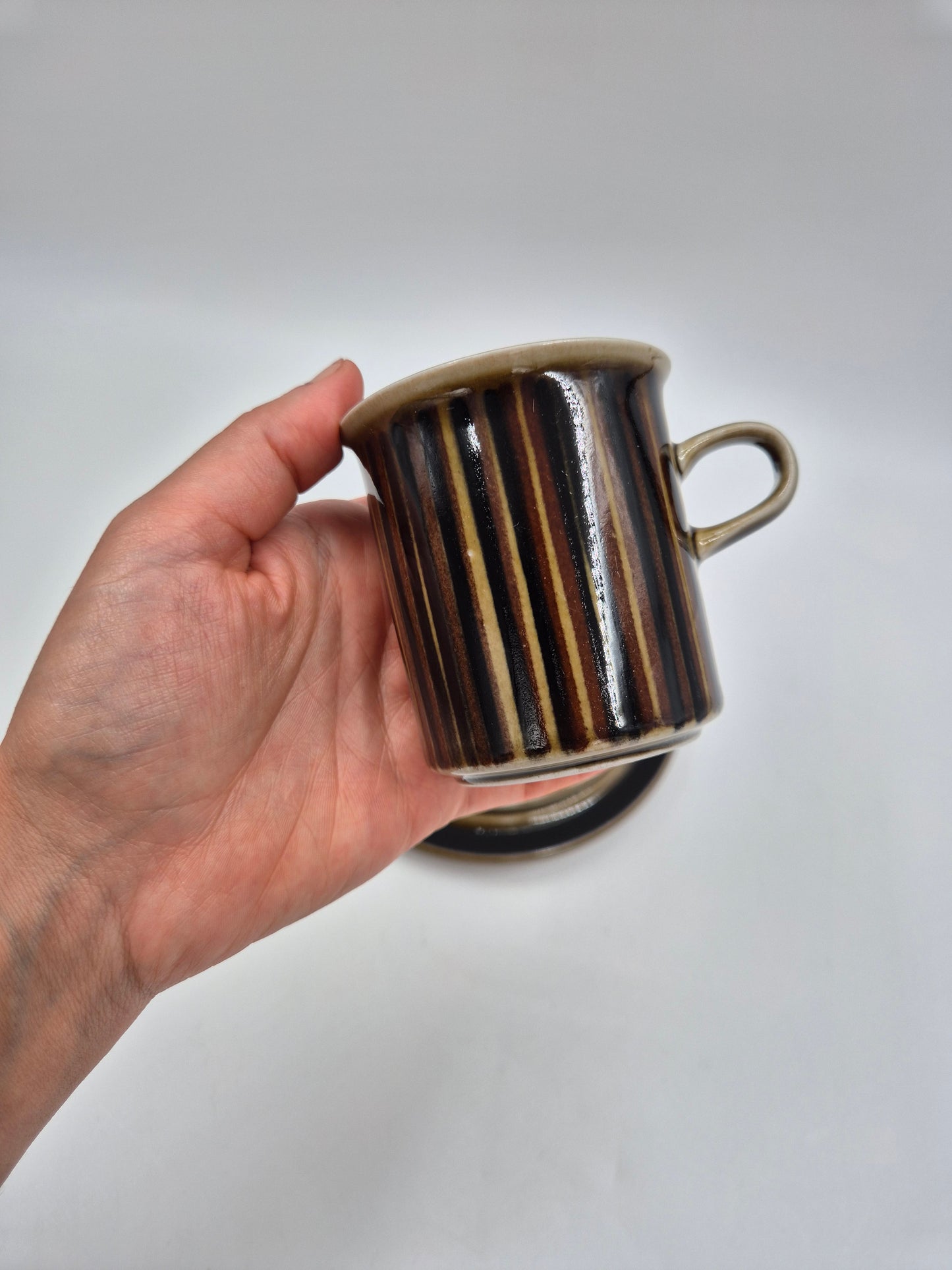 Arabia Kosmos Coffee Cup Set | Ulla Procopé & Gunvor Olin-Grönqvist | Finnish Vintage Stoneware