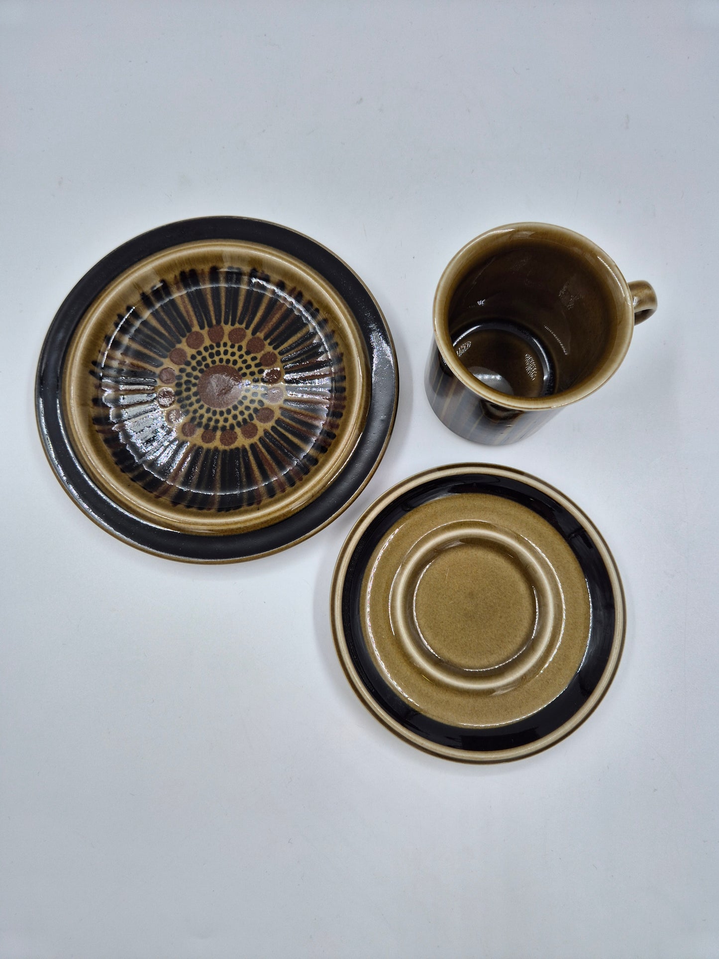 Arabia Kosmos Coffee Cup Set | Ulla Procopé & Gunvor Olin-Grönqvist | Finnish Vintage Stoneware