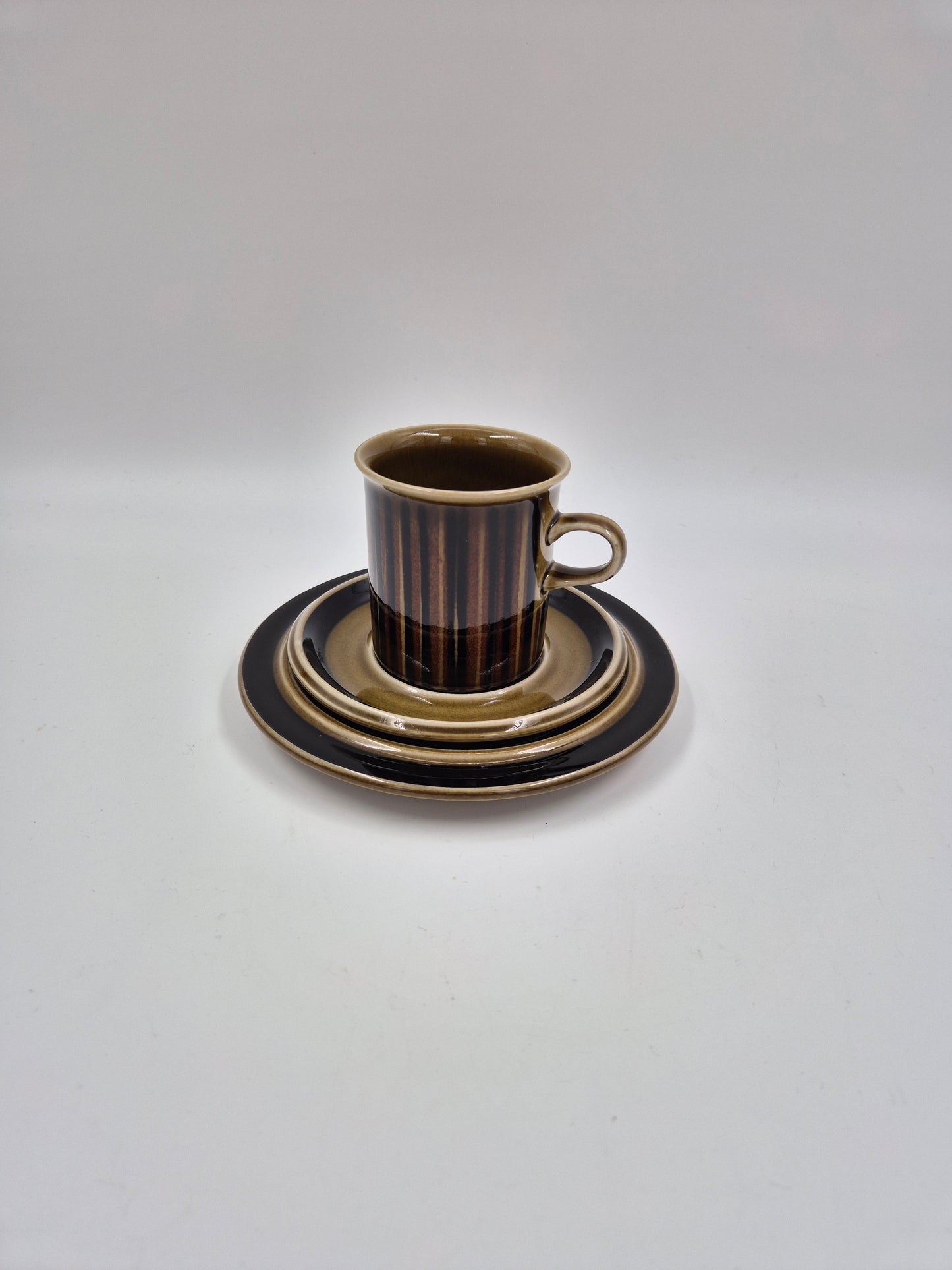 Arabia Kosmos Coffee Cup Set | Ulla Procopé & Gunvor Olin-Grönqvist | Finnish Vintage Stoneware