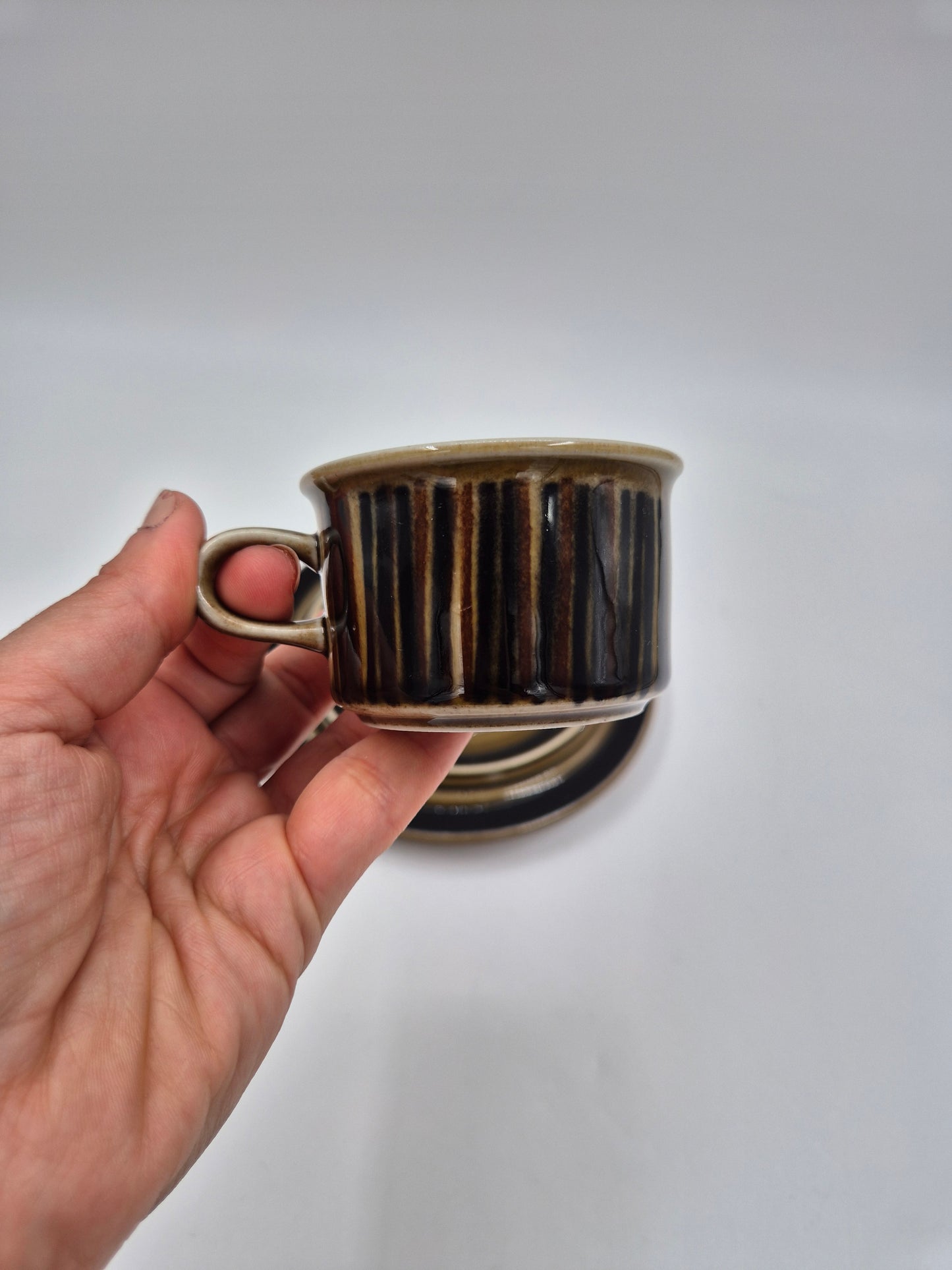 Arabia Kosmos Mokka Cup Set – Coffee Cup, Saucer & Dessert Plate – Gunvor Olin-Grönqvist – Finnish Vintage Stoneware