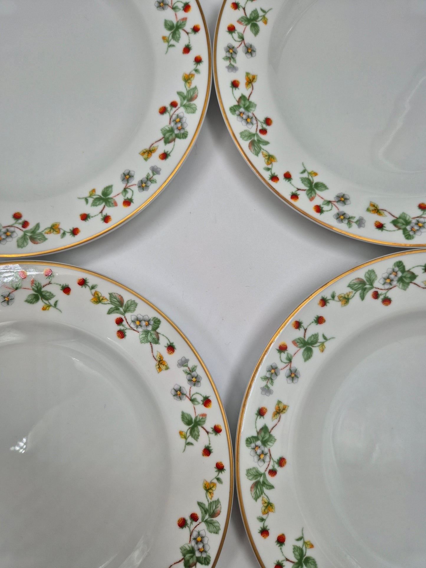 Set of 6 Christineholm Smultron Dinner Plates 24.5 cm | Vintage Swedish Ceramic