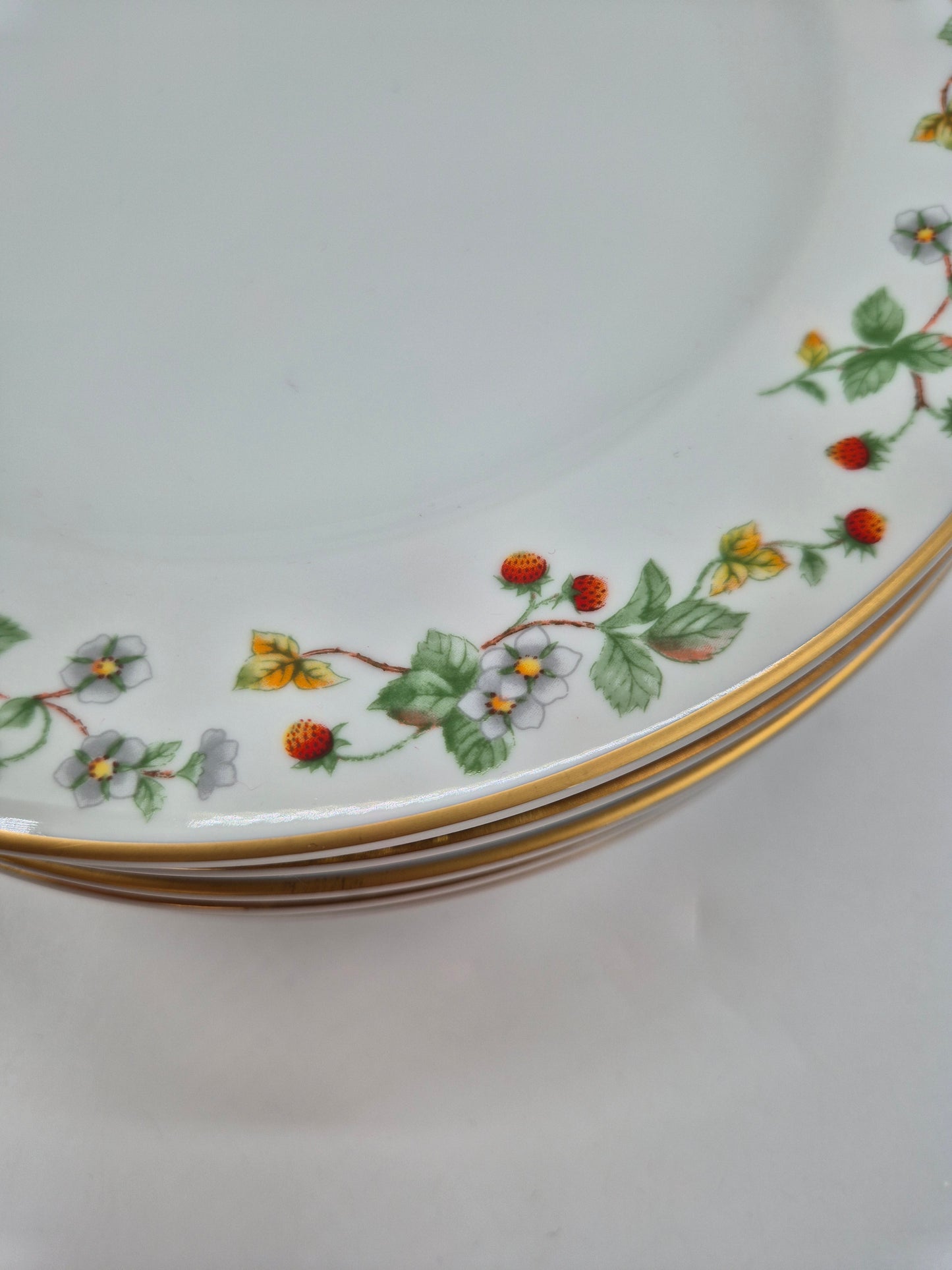 Set of 6 Christineholm Smultron Dinner Plates 24.5 cm | Vintage Swedish Ceramic