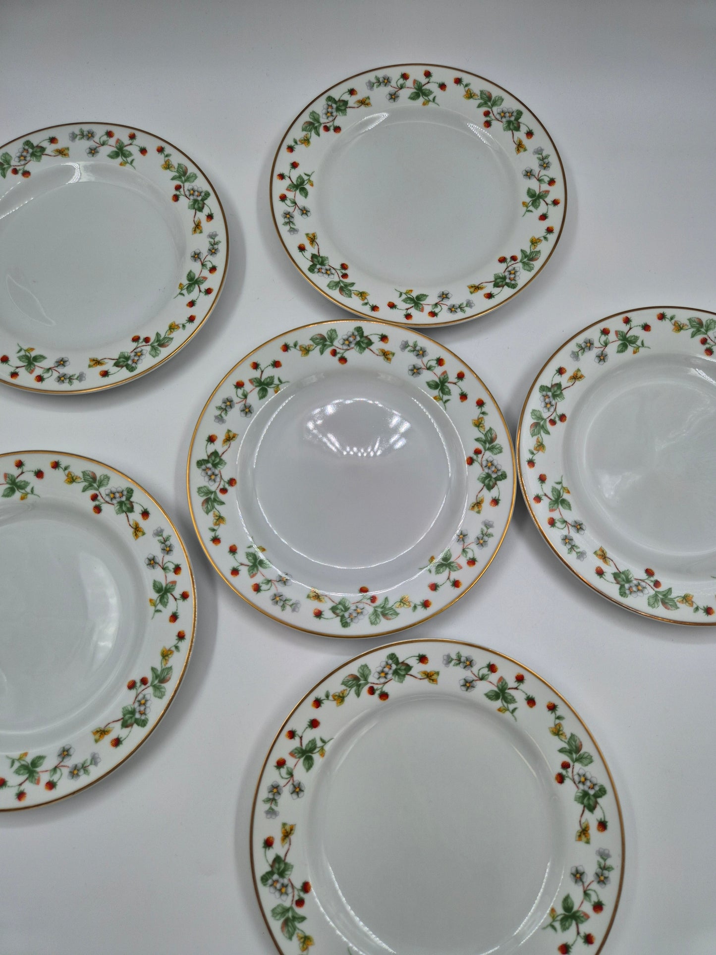 Set of 6 Christineholm Smultron Salad Plates 21 cm | Wild Strawberry Pattern | Scandinavian Tableware