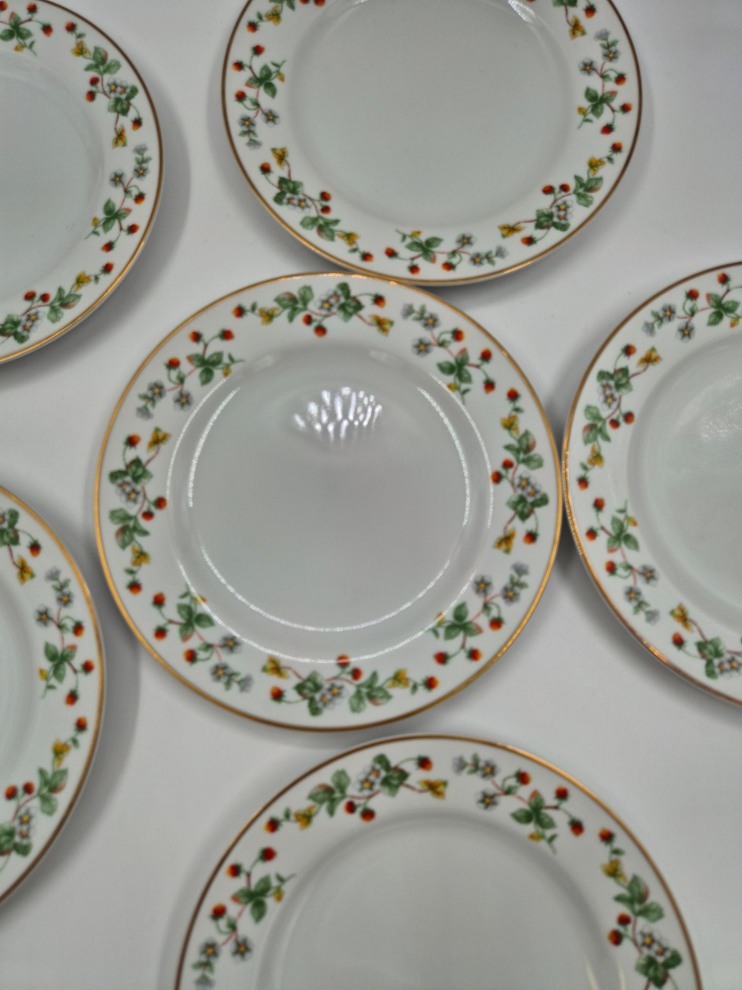 Set of 6 Christineholm Smultron Salad Plates 21 cm | Wild Strawberry Pattern | Scandinavian Tableware