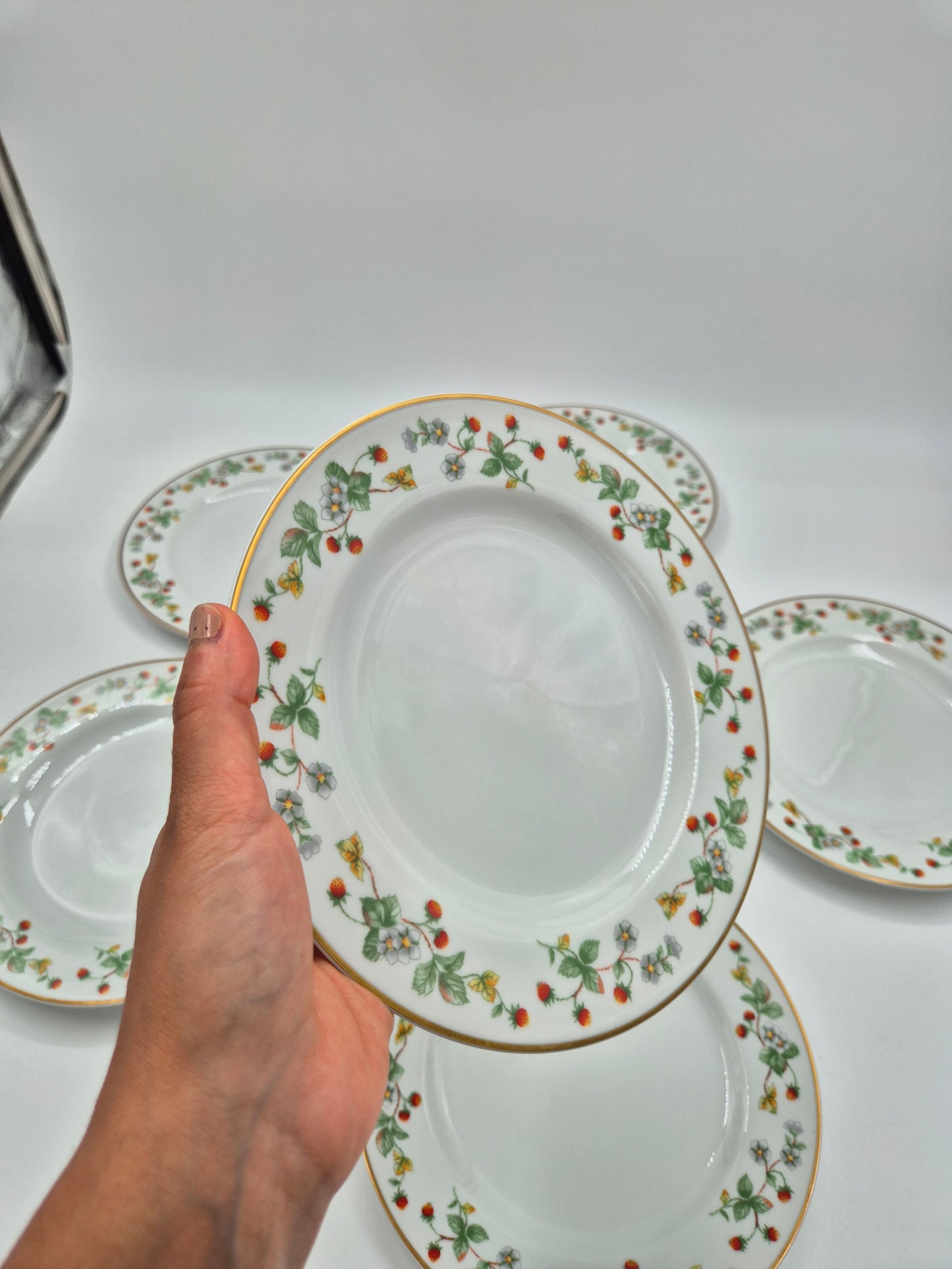 Set of 6 Christineholm Smultron Salad Plates 21 cm | Wild Strawberry Pattern | Scandinavian Tableware