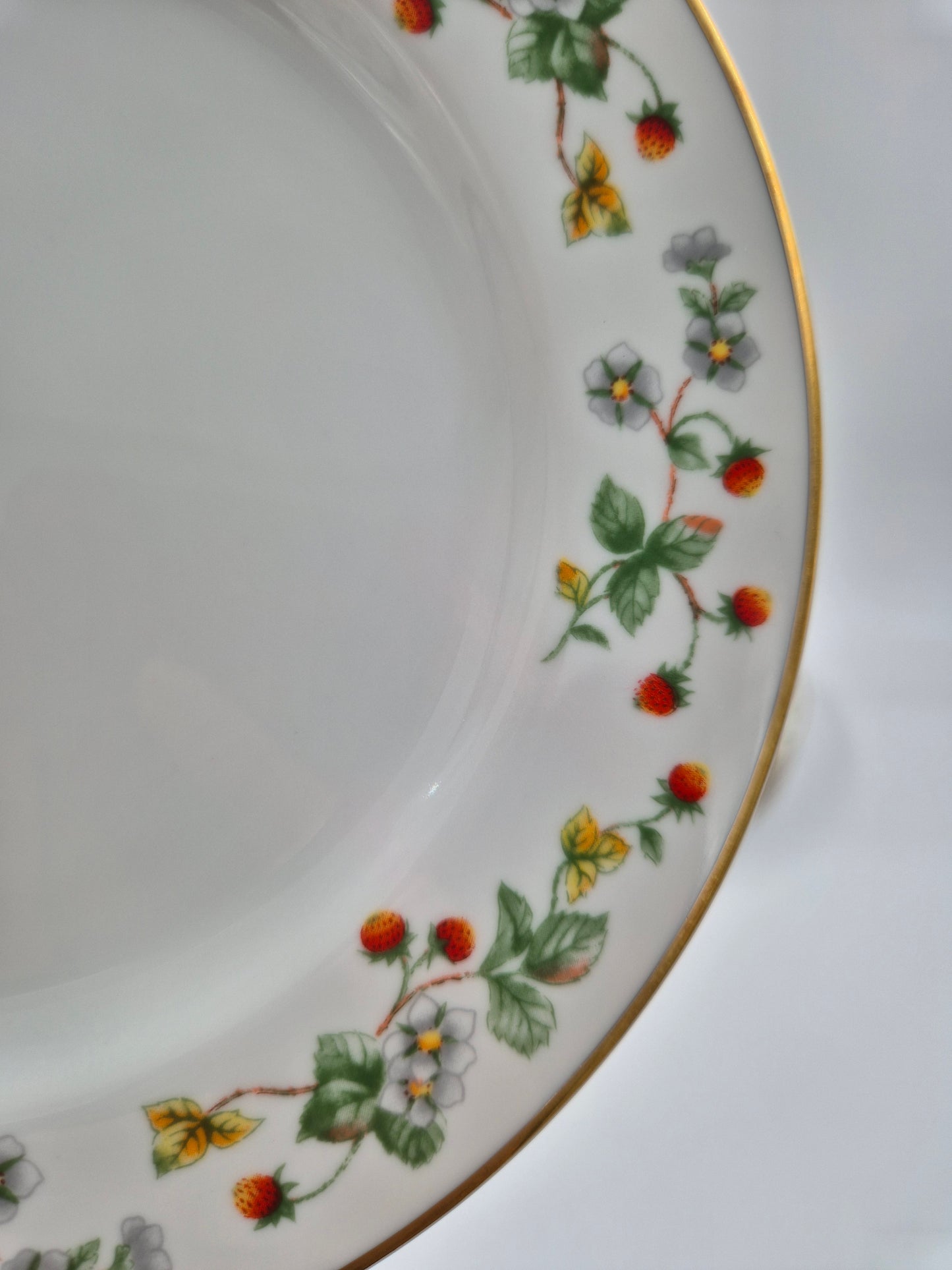 Set of 6 Christineholm Smultron Salad Plates 21 cm | Wild Strawberry Pattern | Scandinavian Tableware
