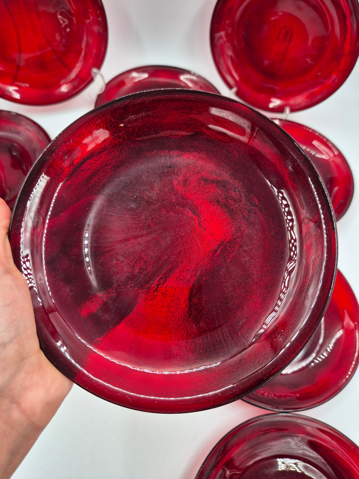 Set of 13 Vintage Arcoroc Ruby Red Dessert Plates | French Red Glass Plates 19 cm | Mid Century Scandinavian Tableware