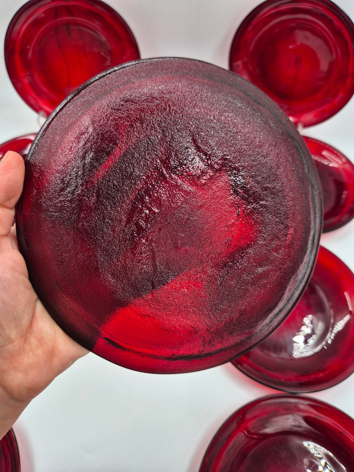Set of 13 Vintage Arcoroc Ruby Red Dessert Plates | French Red Glass Plates 19 cm | Mid Century Scandinavian Tableware