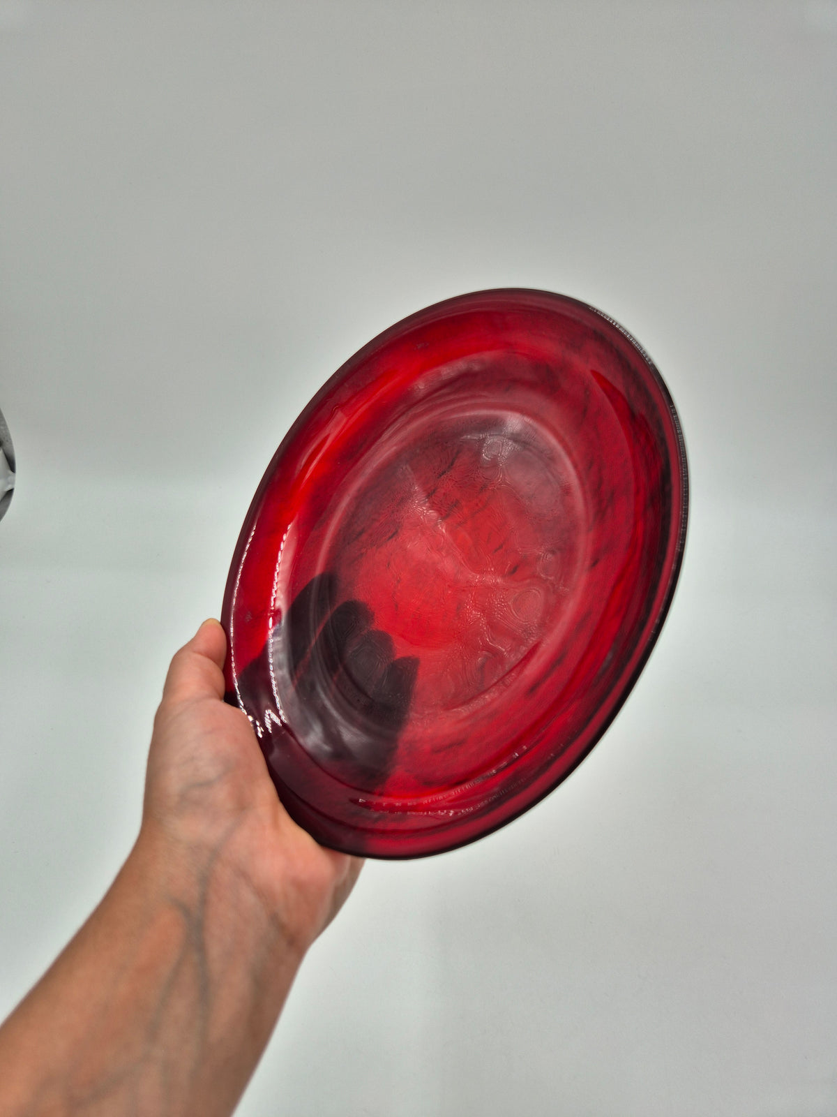 Set of 13 Vintage Arcoroc Ruby Red Dessert Plates | French Red Glass Plates 19 cm | Mid Century Scandinavian Tableware