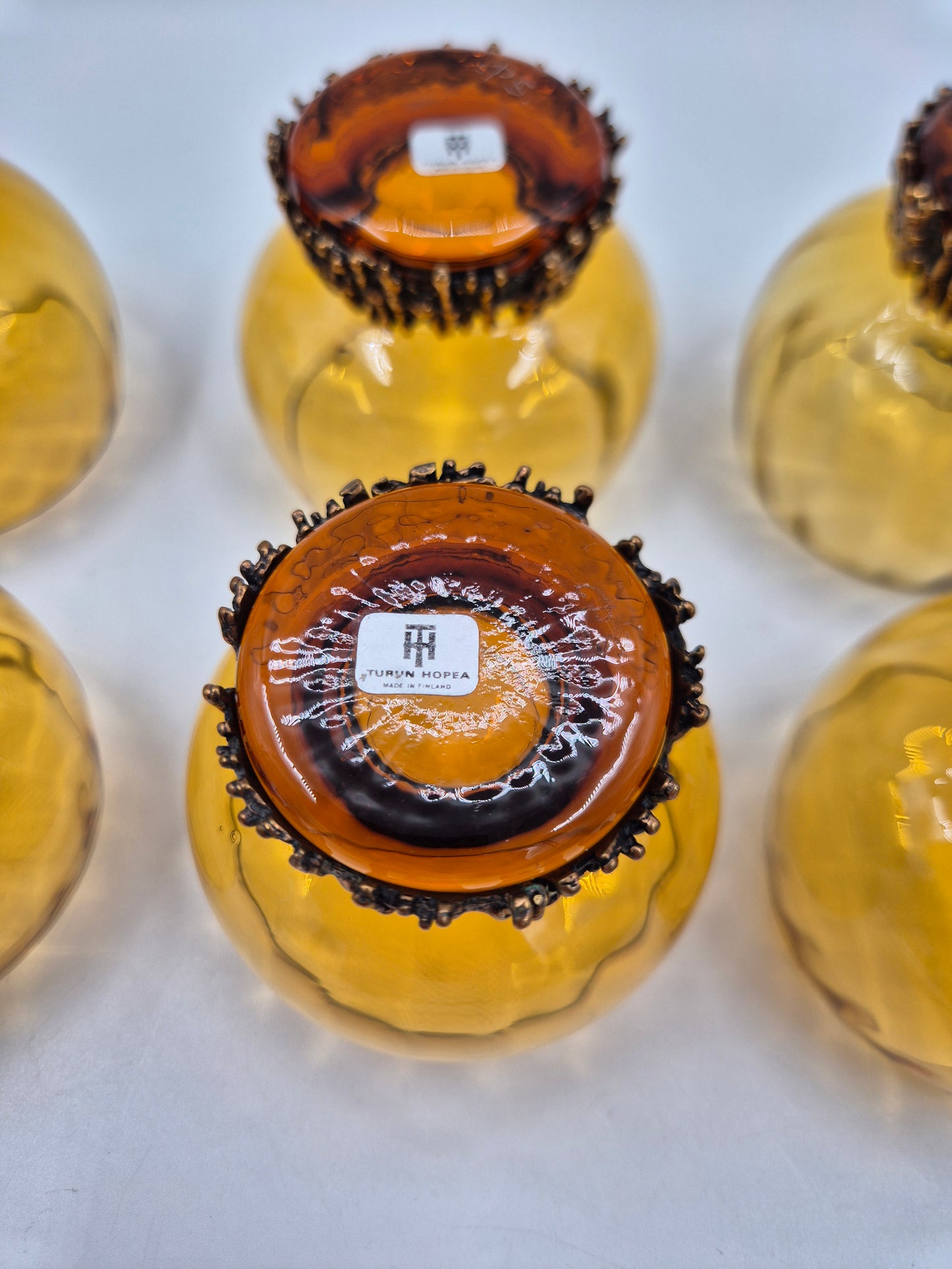 Pentti Sarpaneva Kaarna Vintage Punch Bowl Set – Turun Hopea & Kumela – Amber Glass, Bronze, 8-Piece Finnish Mid Century Modern Barware