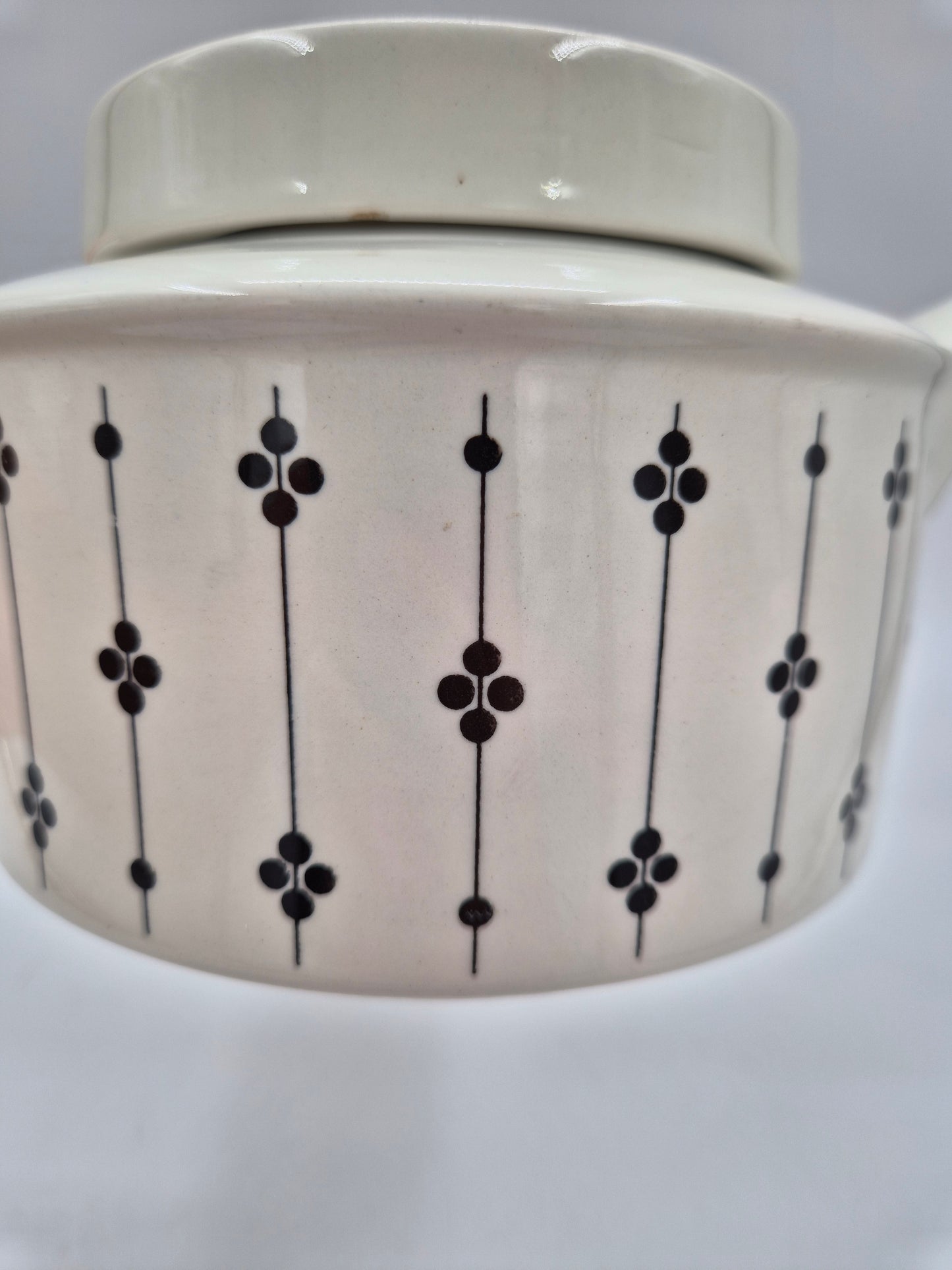 Vintage Arabia Kartano Teapot by Esteri Tomula | Finnish Mid Century Modern Tea Pot | 1970s Arabia Finland Stoneware Teapot