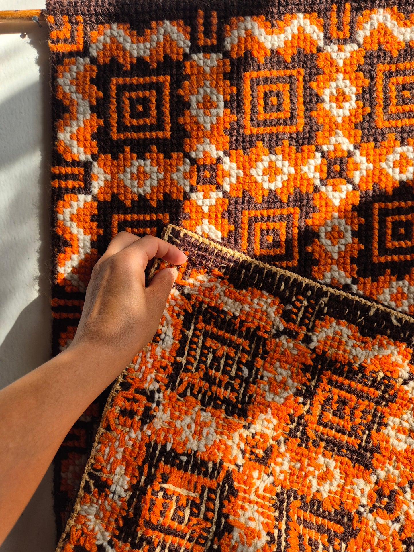 Vintage Finnish Handwoven Wall Hanging – 1970s Scandinavian Geometric Textile Art in Orange Brown & Cream, 43 x 100 cm