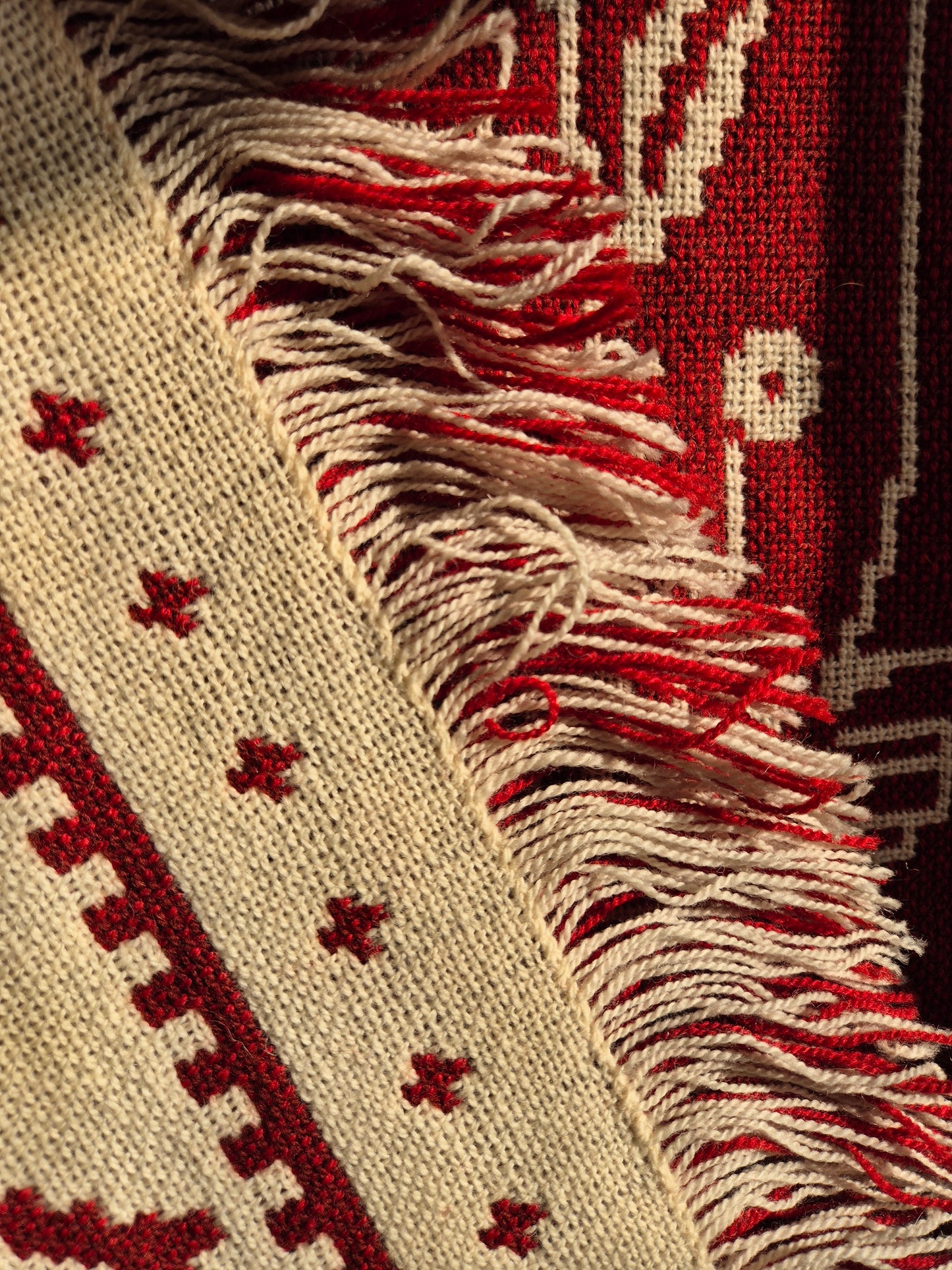 Vintage Finnish Handwoven Wall Hanging – Nordic Textile Art