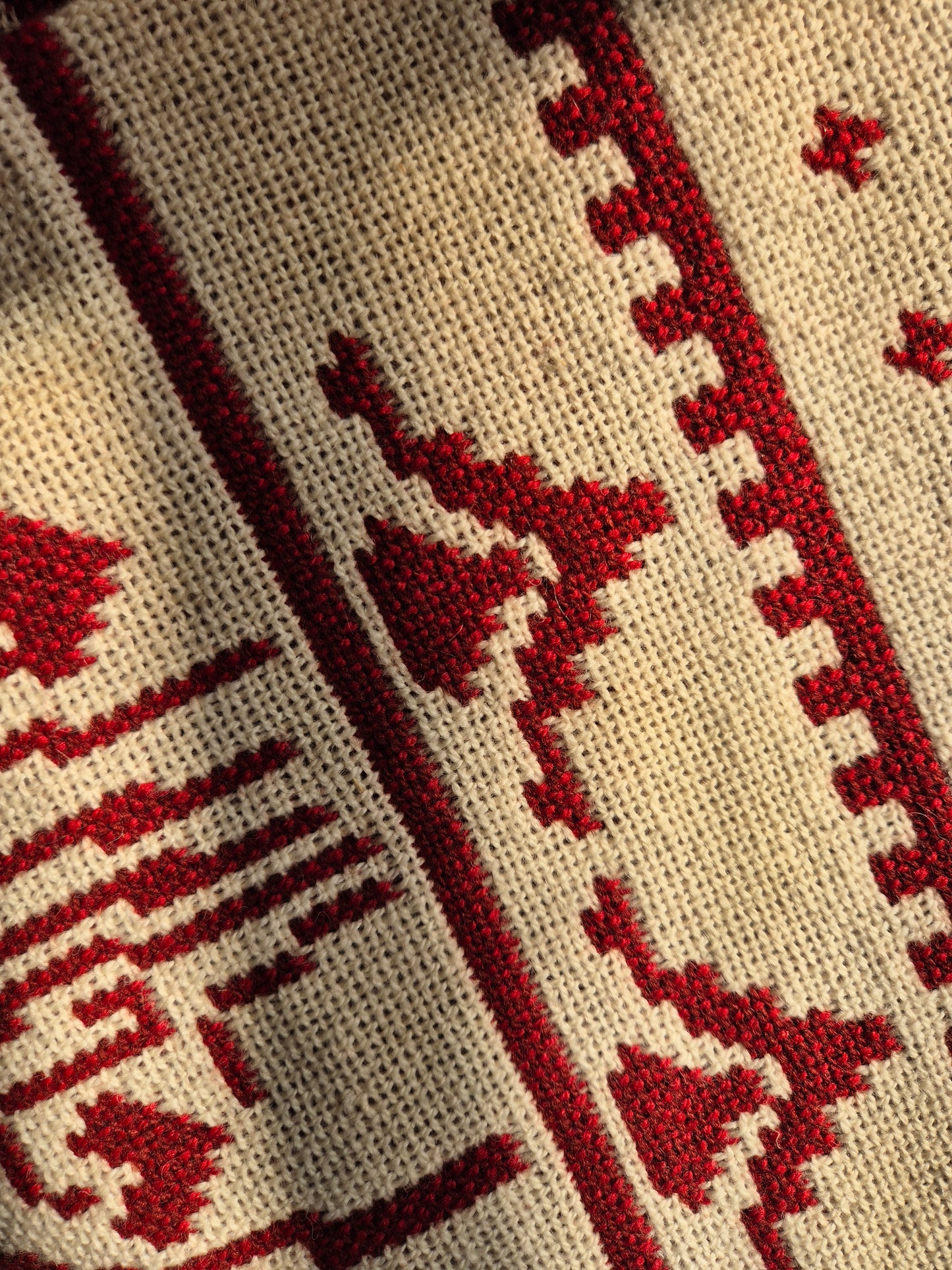 Vintage Finnish Handwoven Wall Hanging – Nordic Textile Art
