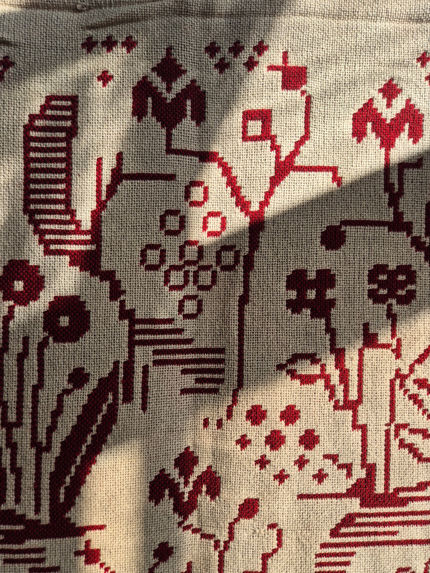 Vintage Finnish Handwoven Wall Hanging – Nordic Textile Art