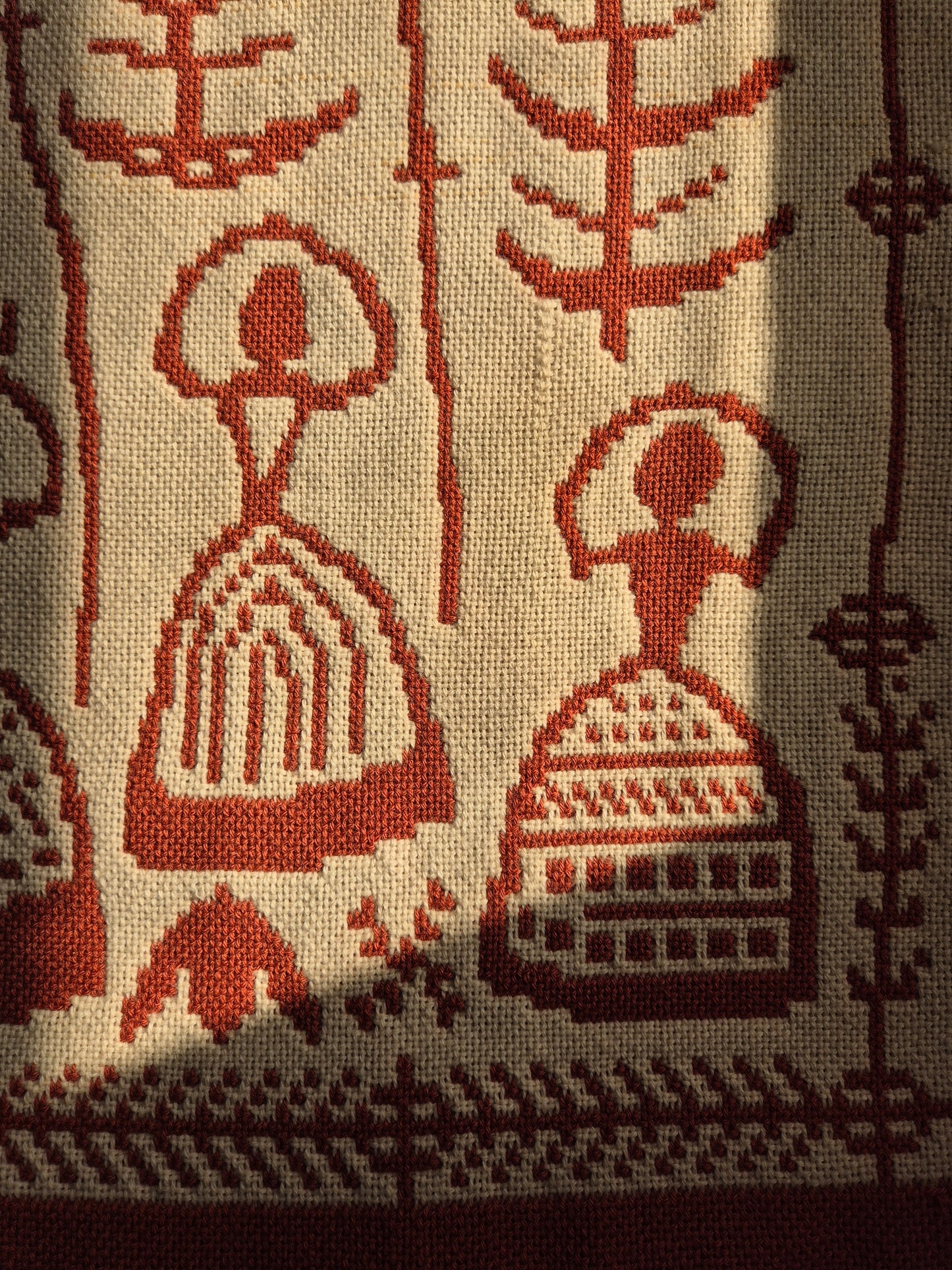 Elonkorjuu Vintage Finnish Wall Hanging by Laura Korpikaivo-Tamminen | Scandinavian Folk Art Textile | 63 x 110 cm