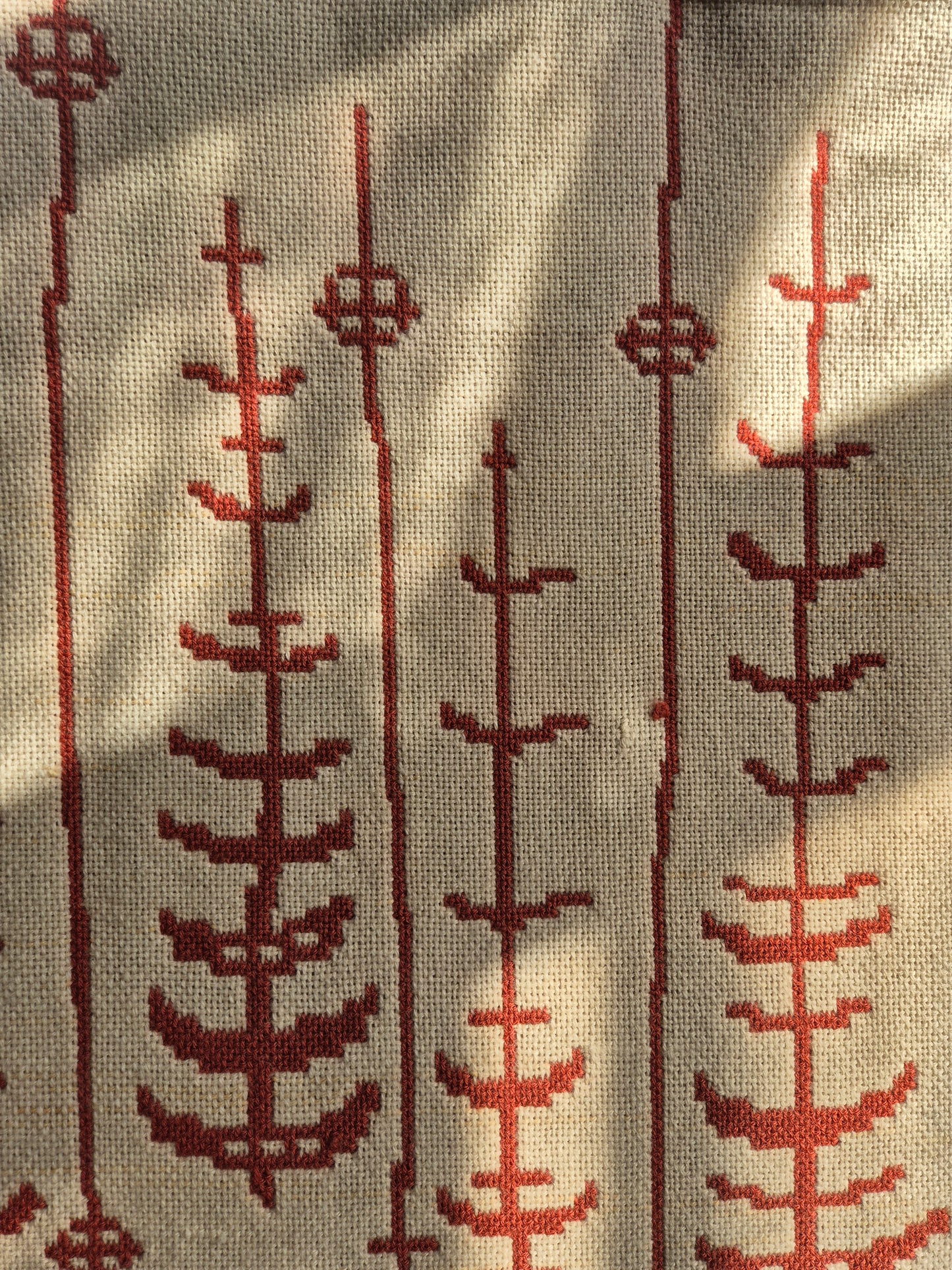 Elonkorjuu Vintage Finnish Wall Hanging by Laura Korpikaivo-Tamminen | Scandinavian Folk Art Textile | 63 x 110 cm