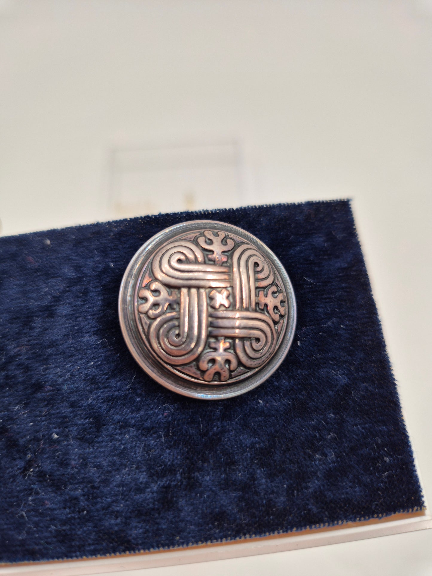 Kalevala Koru Hannunvaakuna Sterling Silver Brooch – Vintage Finnish 925 Silver Pin with Original Box